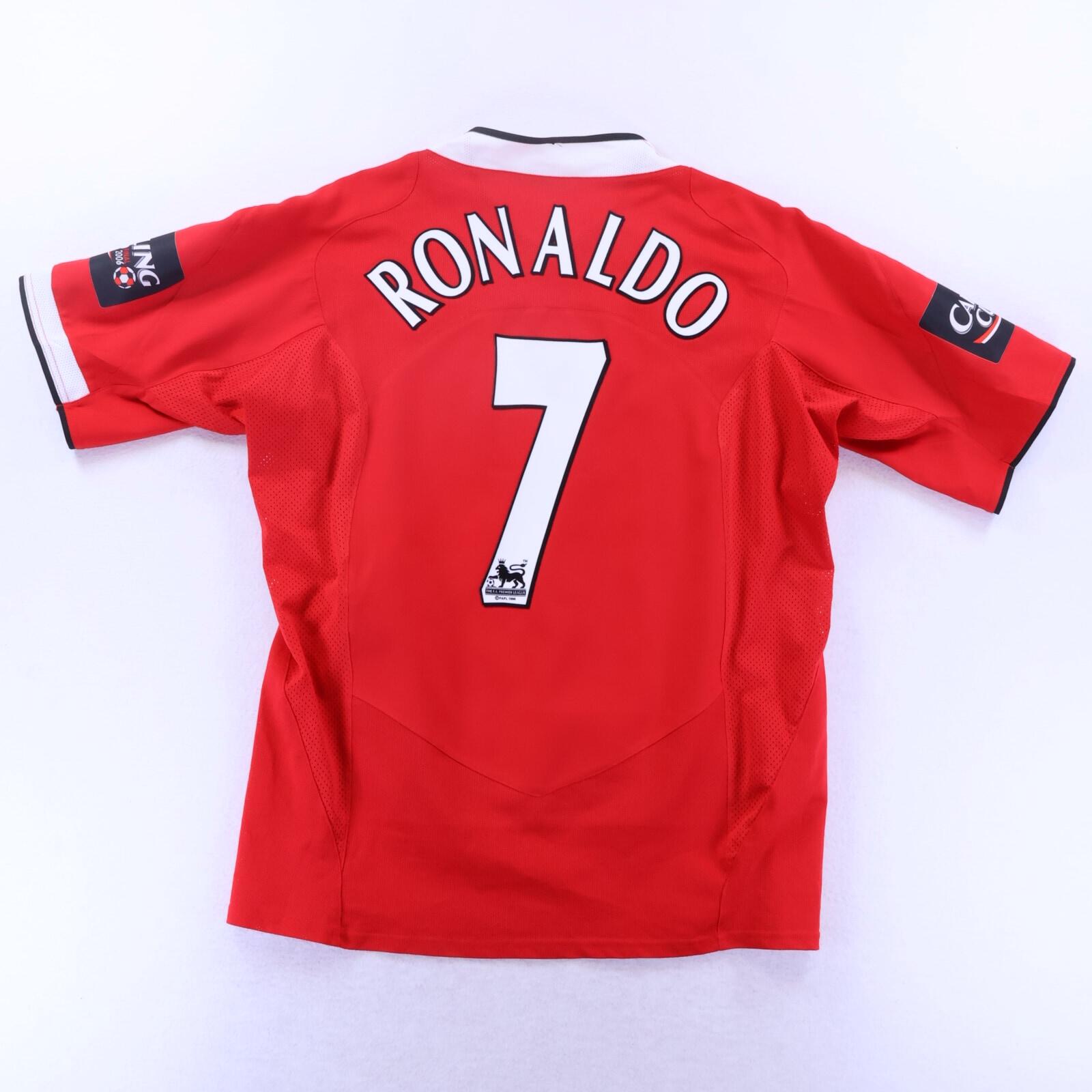Manchester United Ronaldo #7 2004/06 Home Shirt - L