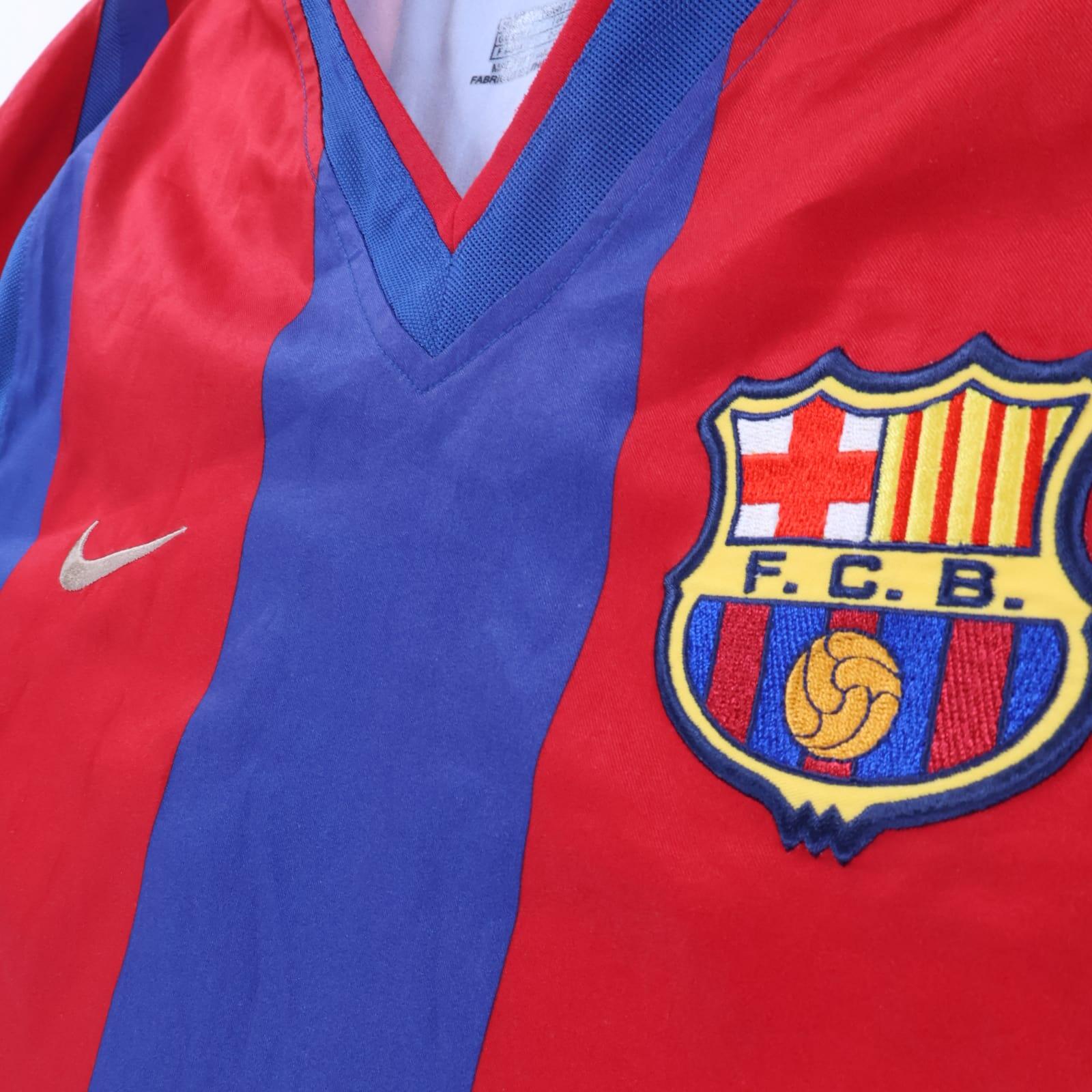Barcelona Xavi #6 2002/03 Home Shirt - S