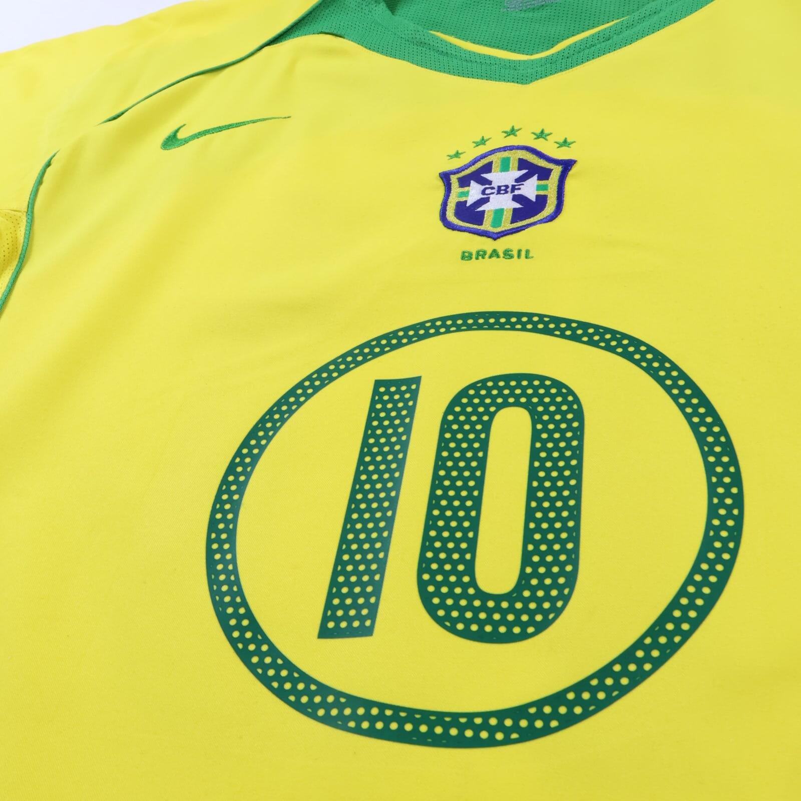 Brazil Ronaldinho #10 2004/06 Home Shirt - XL