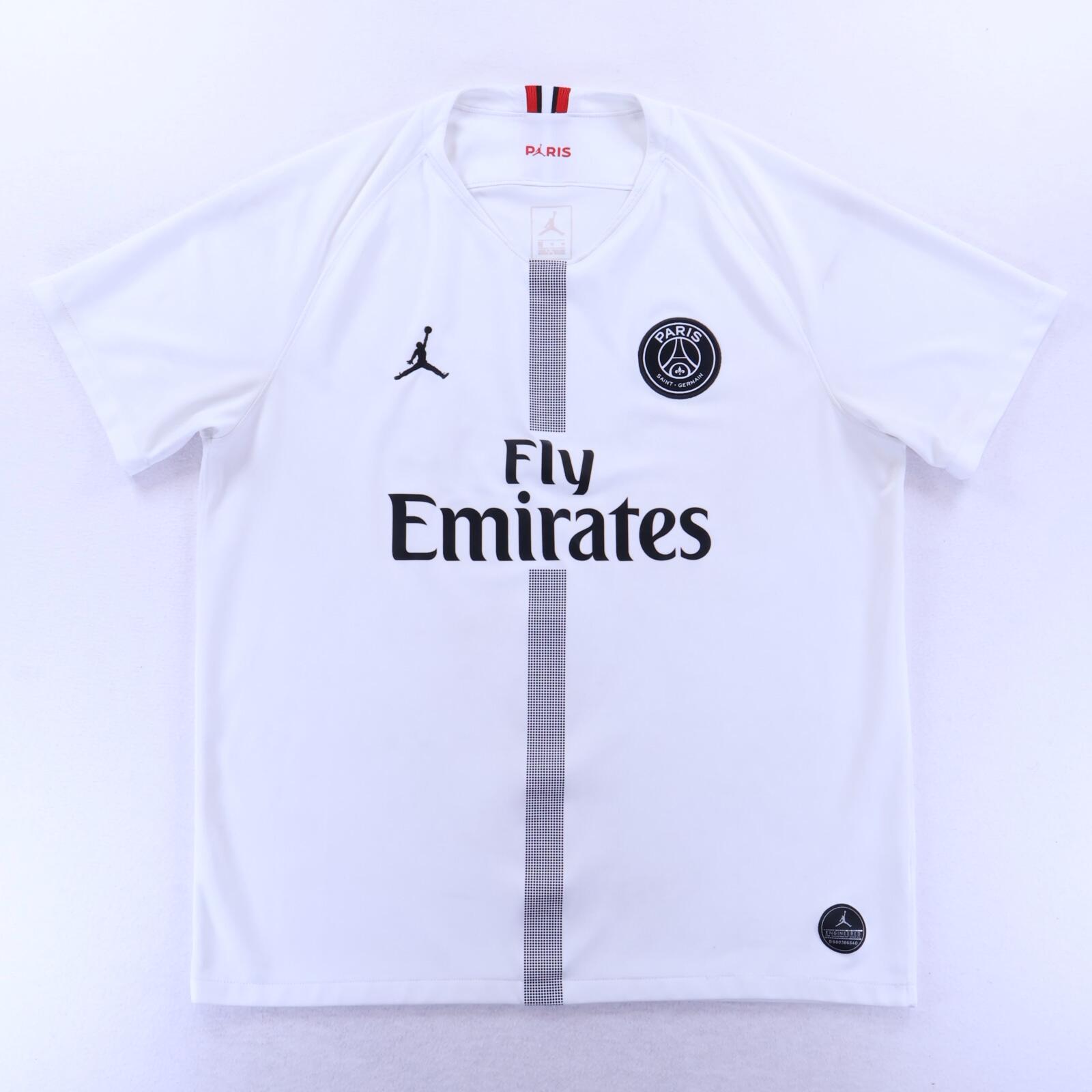 Paris Saint-Germain F.C Mbappé #7 2018/19 Away Shirt - XL