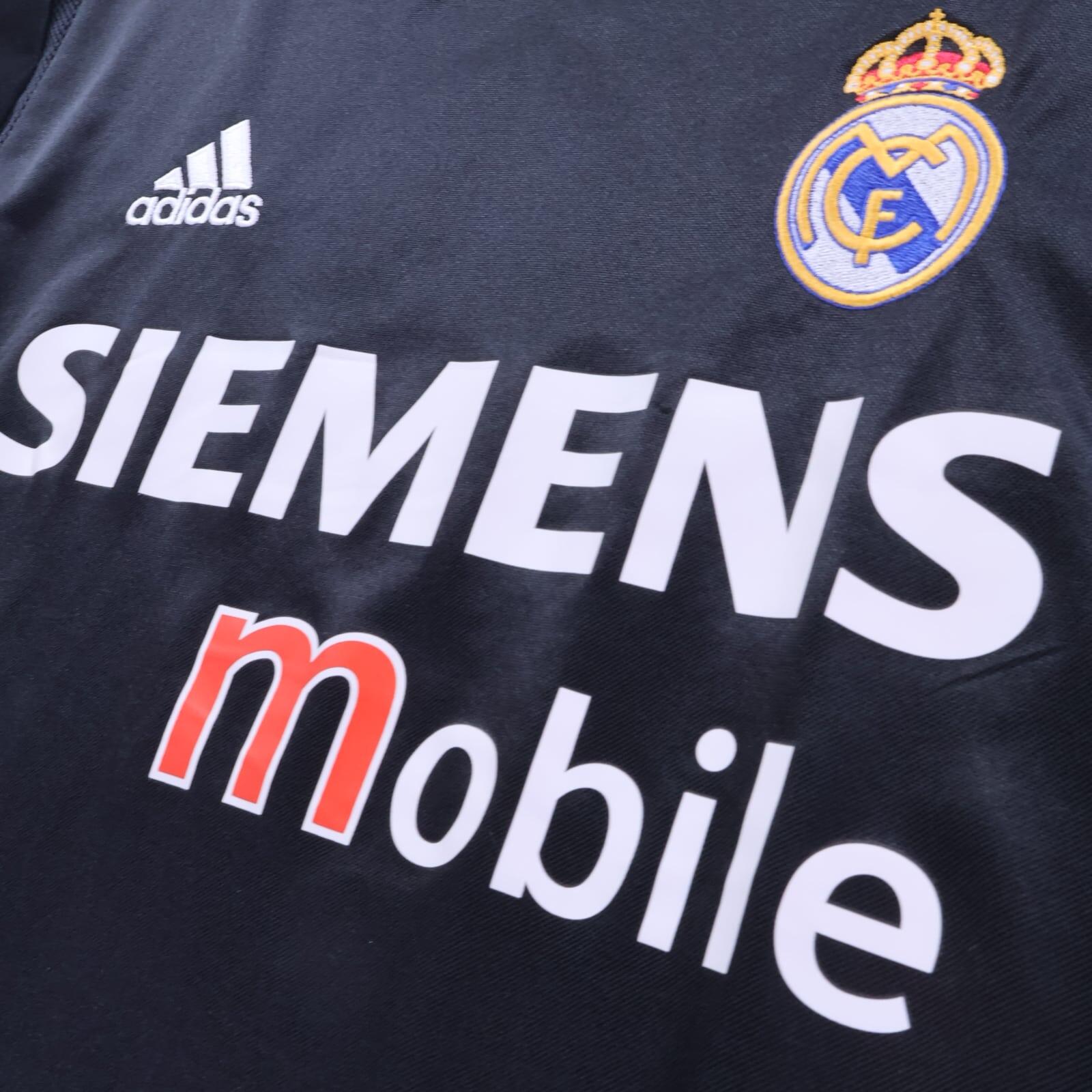 *MINT* Real Madrid Ronaldo #9 2004/05 Away Shirt - XL