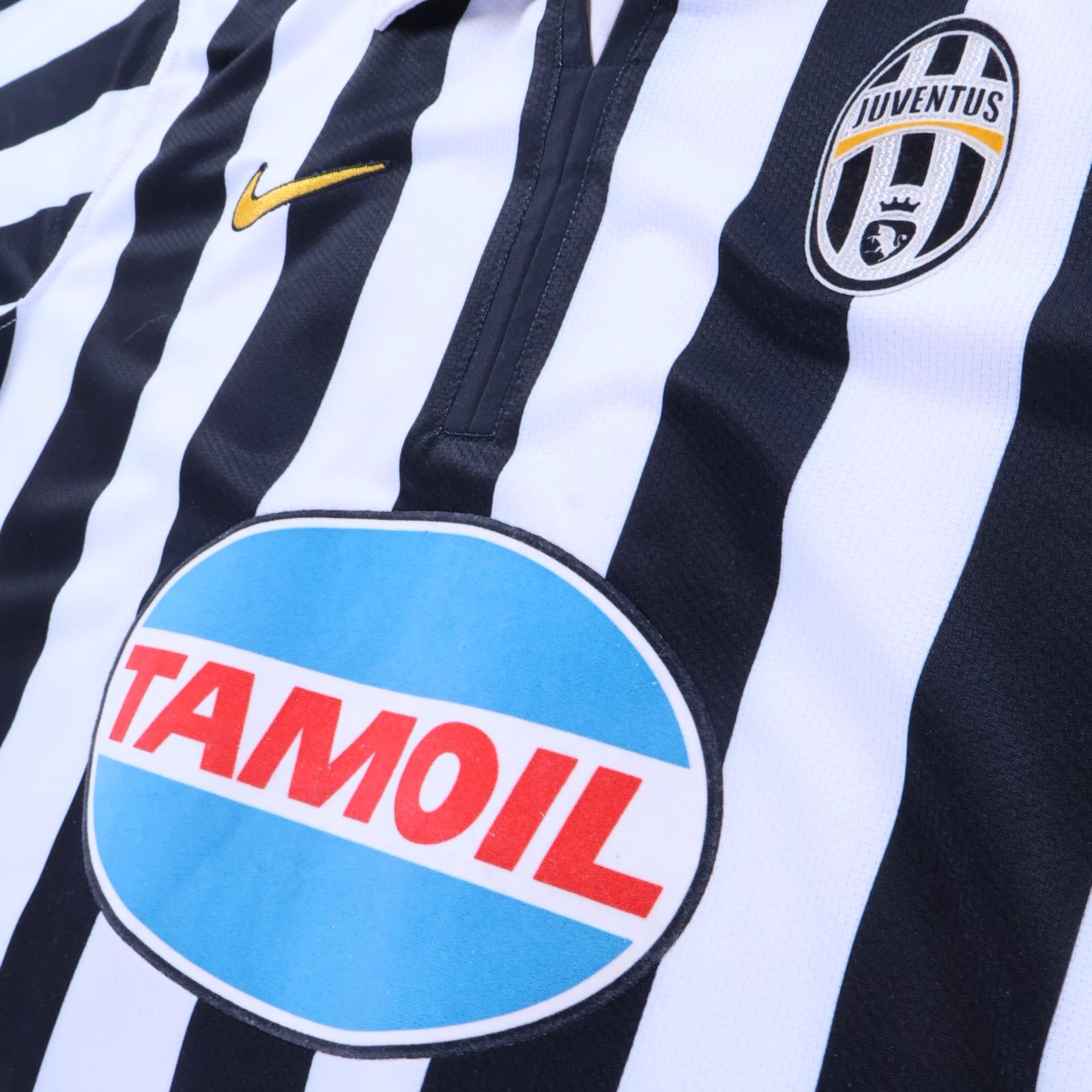 Juventus Trezeguet #17 2006/07 Home Shirt - M