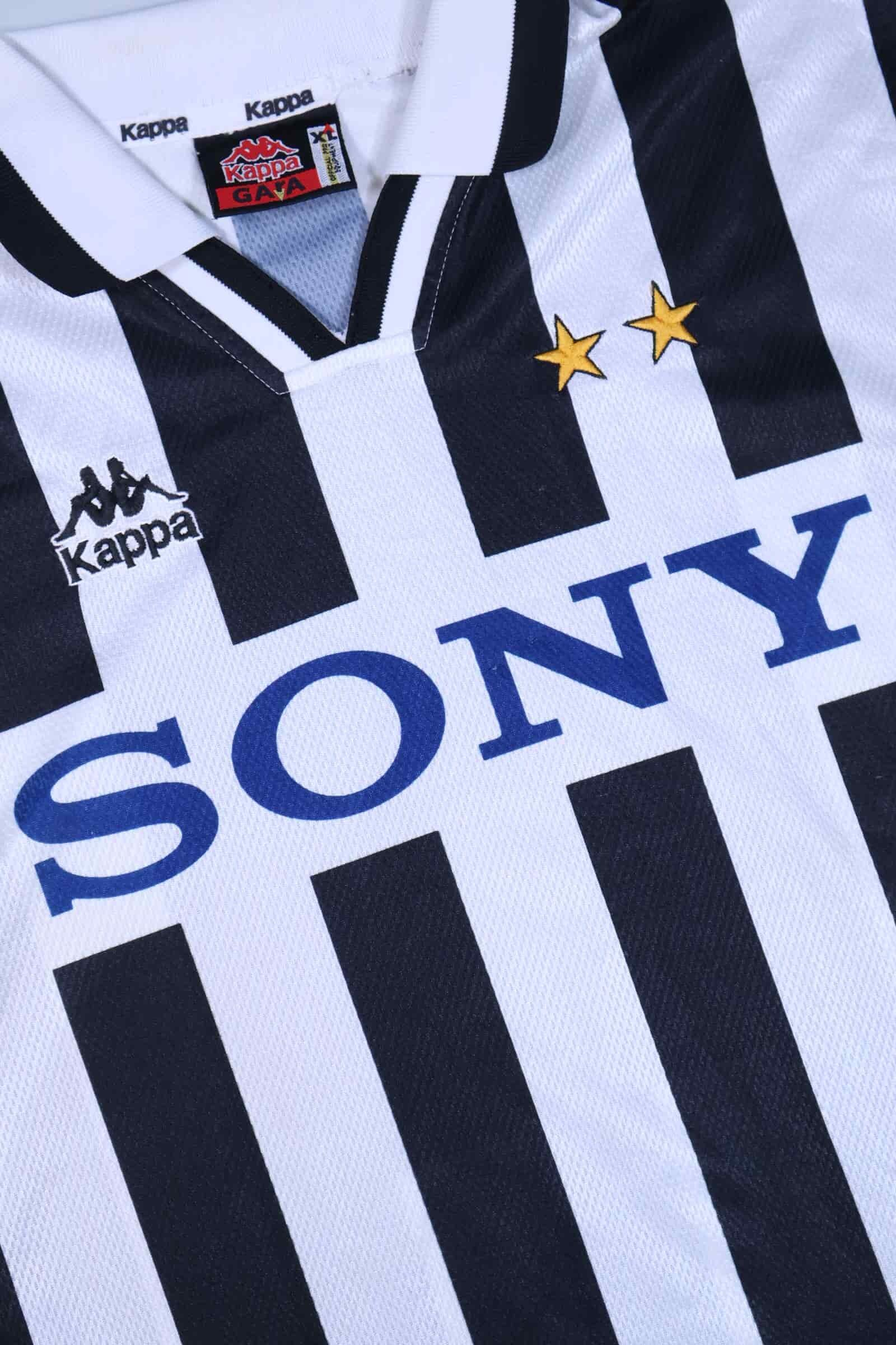 Juventus 1995/96 Home Shirt - XL Authenic Original Football Shirt