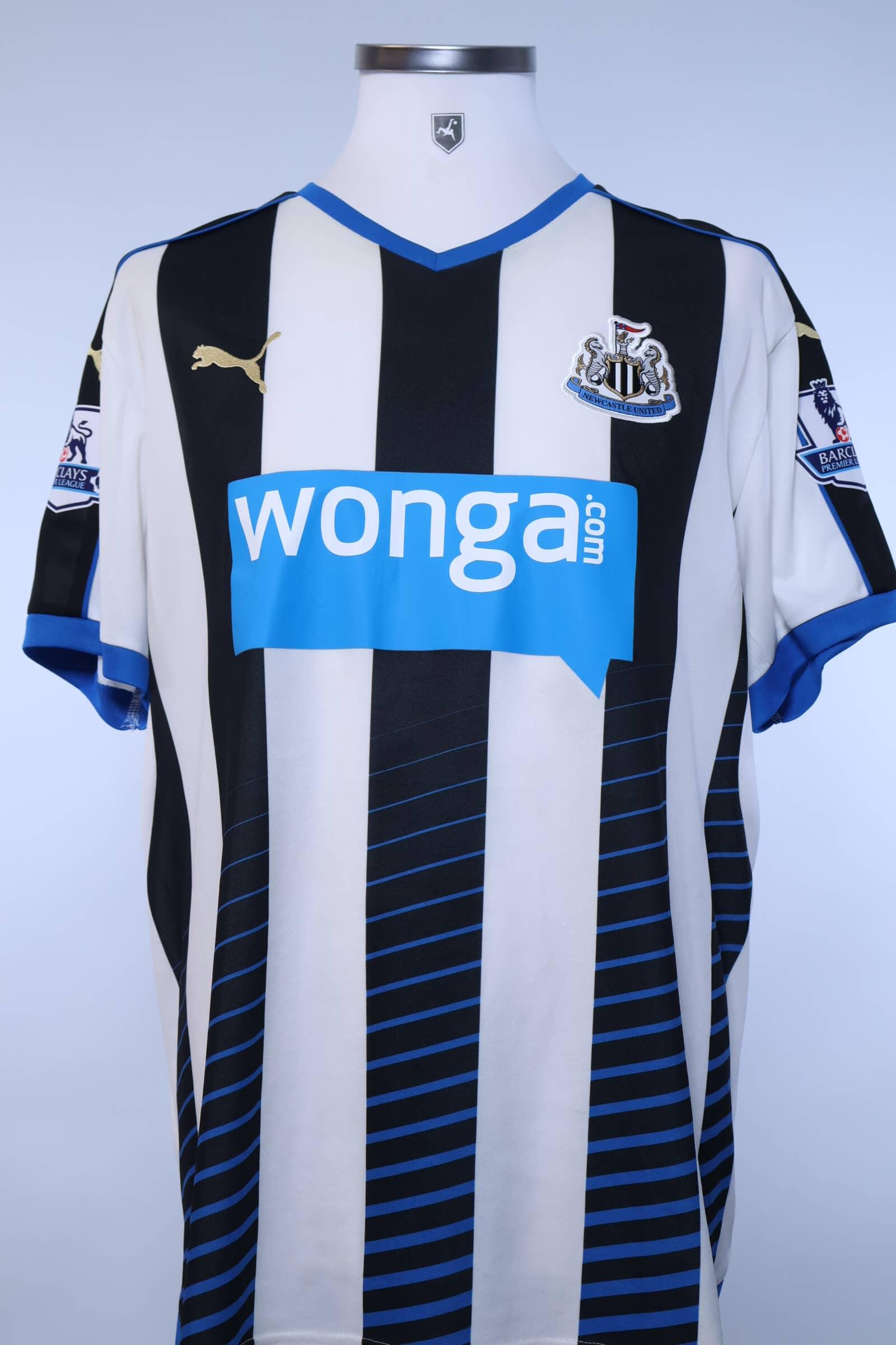 Newcastle United 2015/16 Coloccini #2 Home Shirt - XL Authenic Original Football Shirt