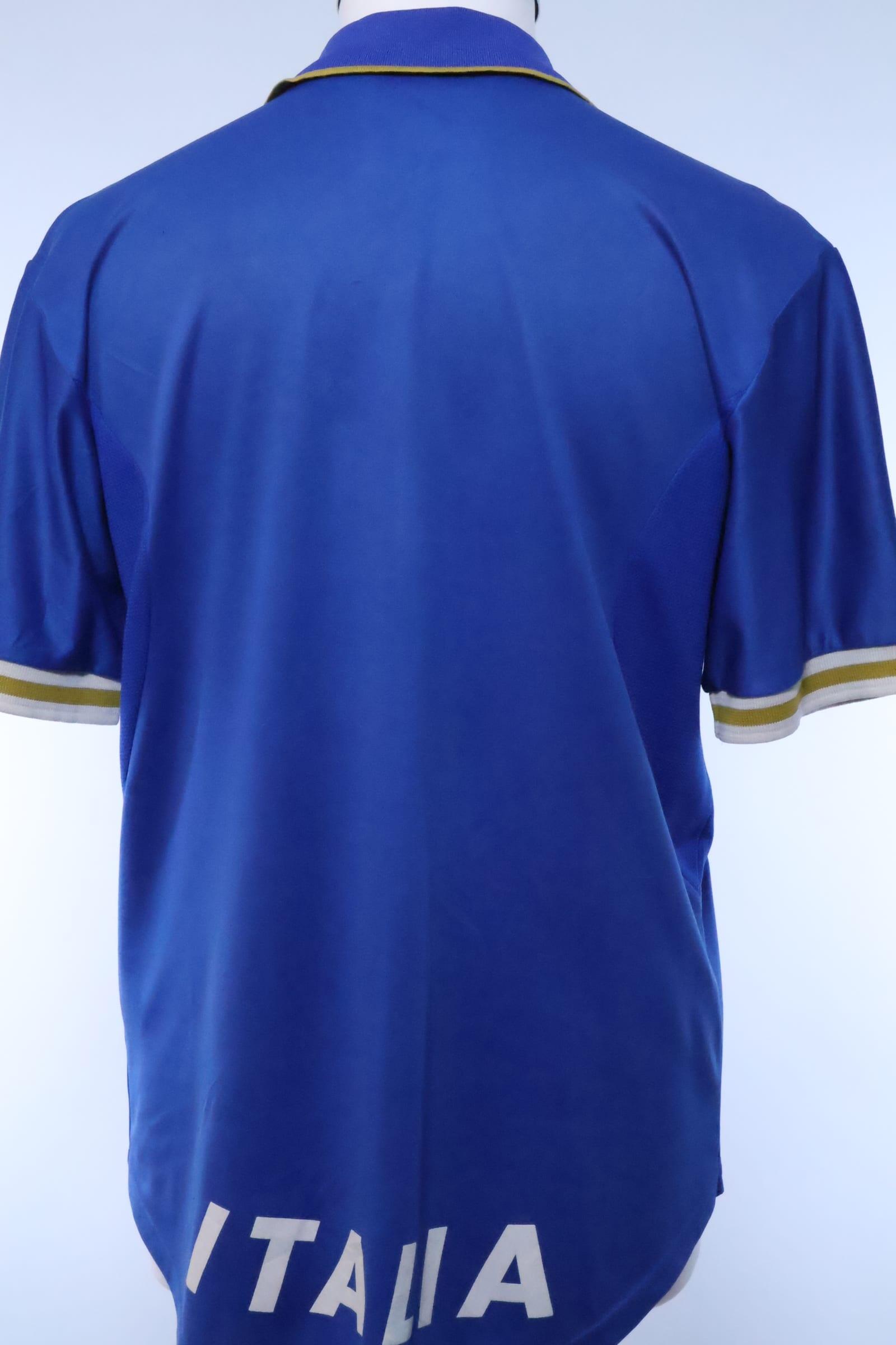 Italy 1996/97 Home Shirt - M Authenic Original Football Shirt