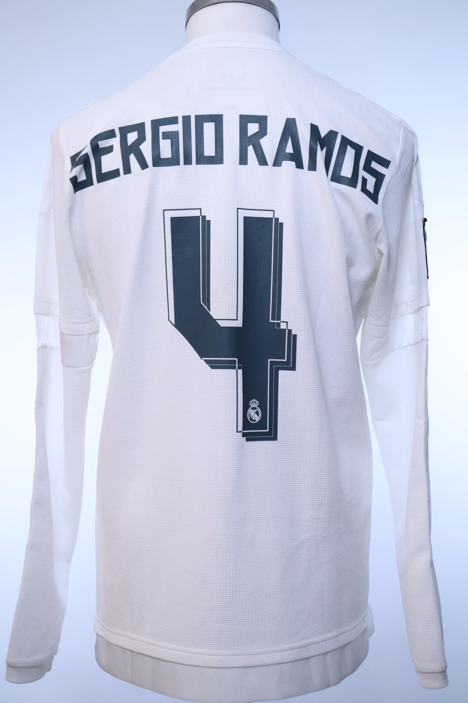 Real Madrid 2015/16 Sergio Ramos #4 Home Shirt - MAuthentic Original Football Shirt