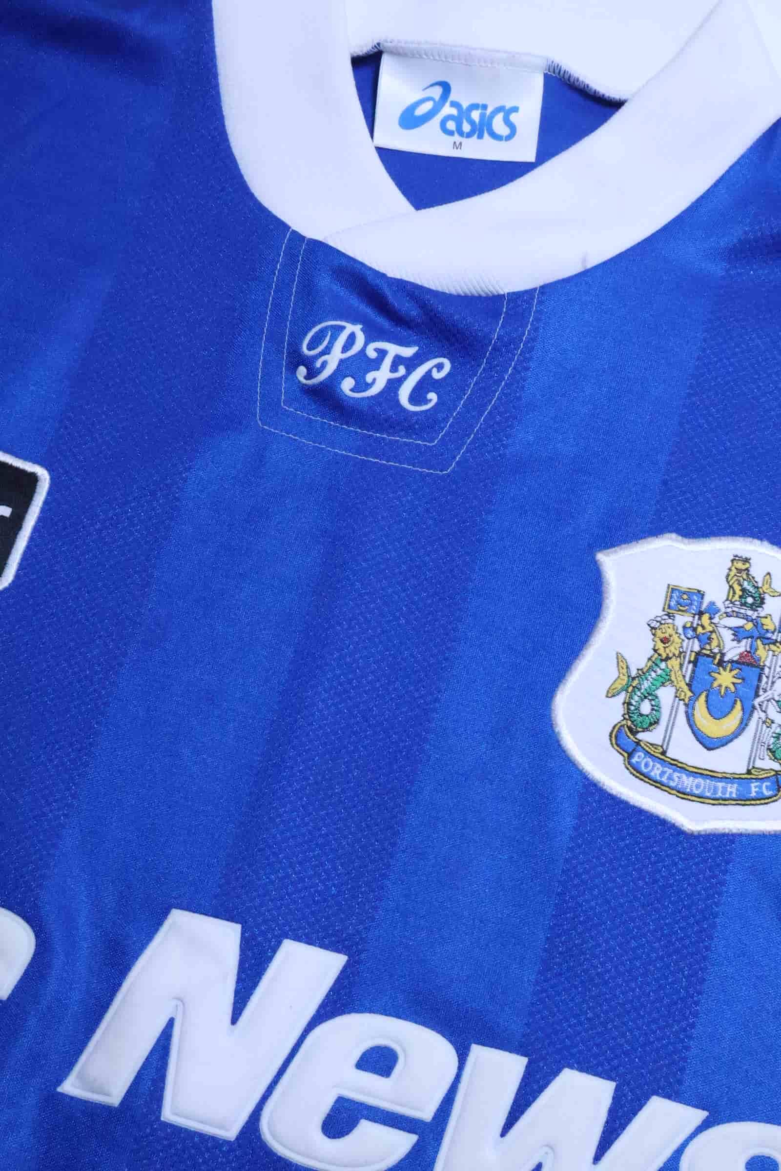 Portsmouth F.C 1995/97 Home Shirt - M- TAGS