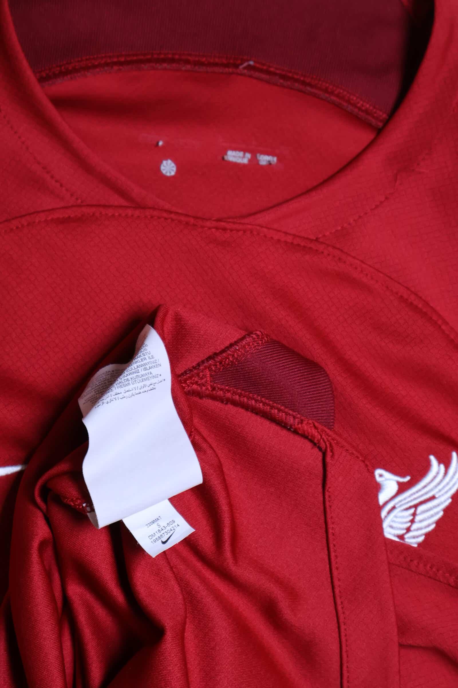 Liverpool F.C 2022/23 Home Shirt - M- TAGS