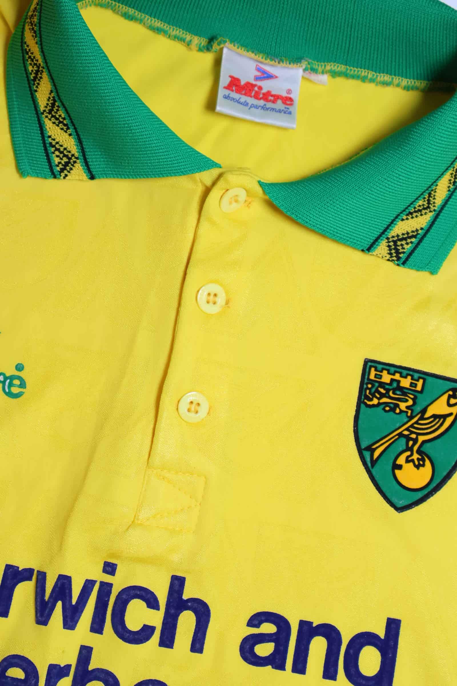 Norwich City F.C 1994/96 Home Shirt - L- TAGS
