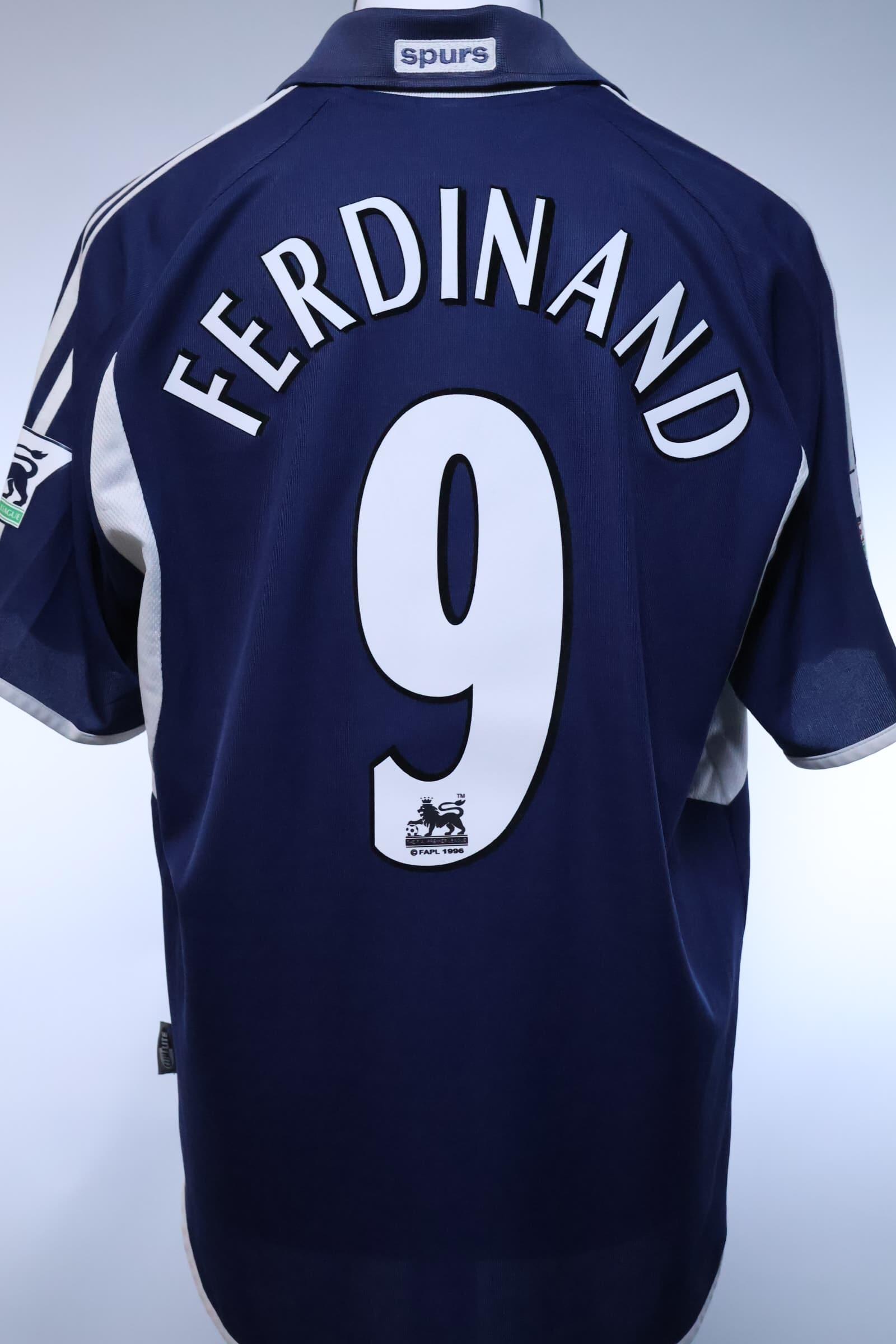 Tottenham Hotspur Ferdinand #9 2000/01 Away Shirt - L- FRONT