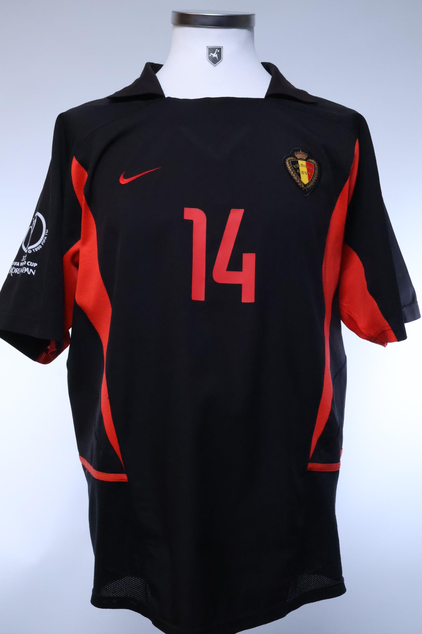Belgium Wilmot #14 2002/04 Away Shirt - L- FRONT
