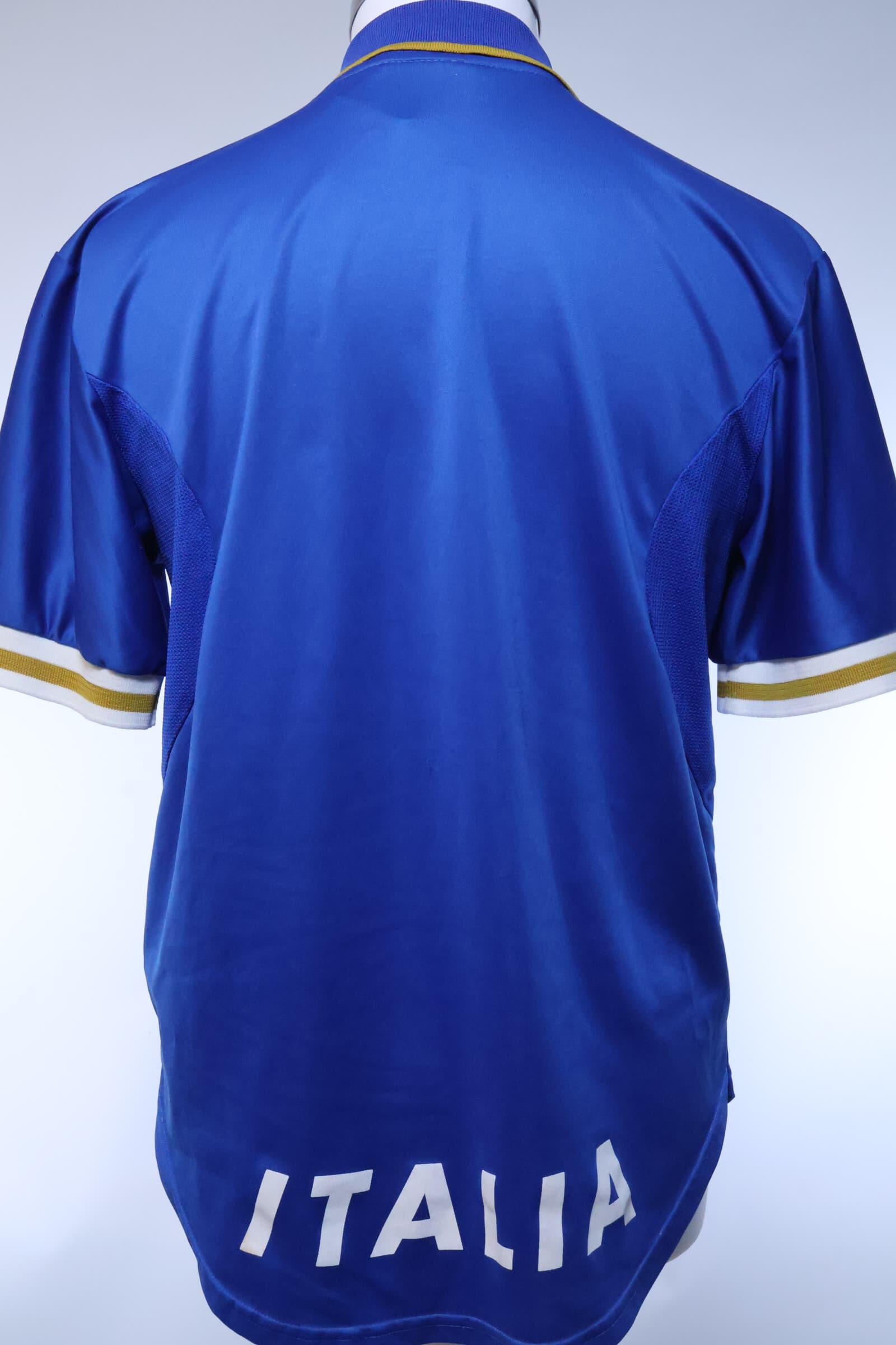 Italy 1996/98 Home Shirt - M- BACK