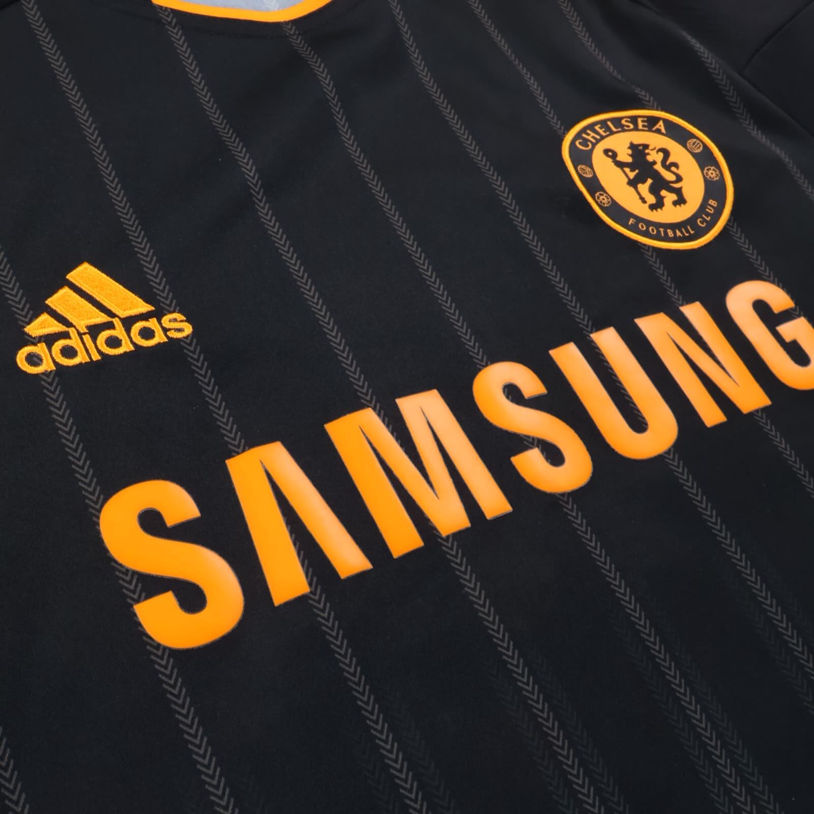 Chelsea Drogba #11 2010/11 Away Shirt - L