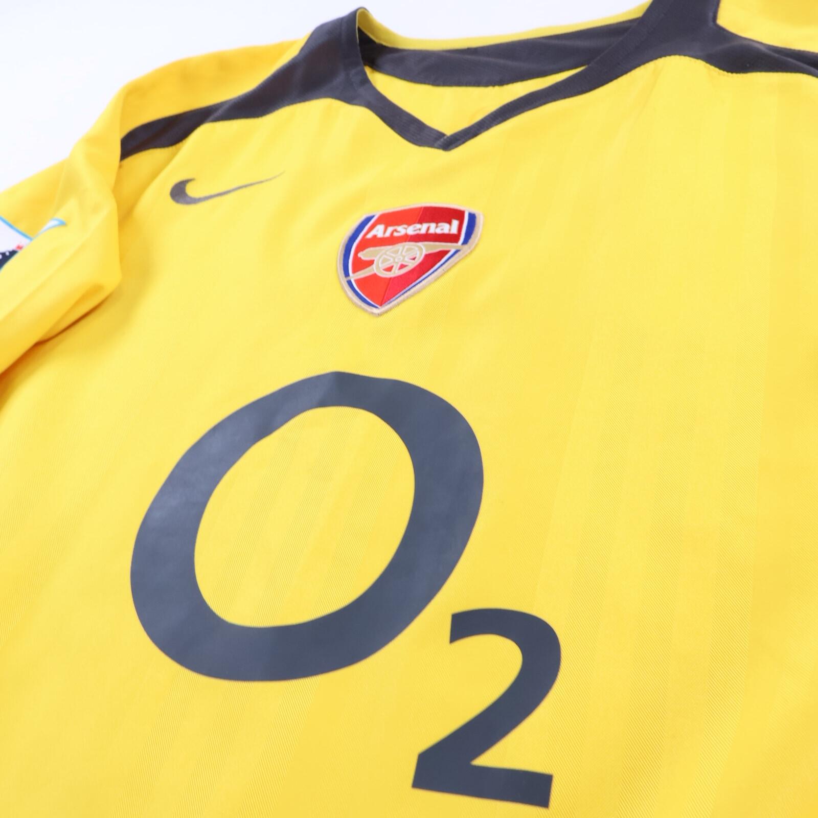 Arsenal Henry #14 2005/06 Away Shirt - M