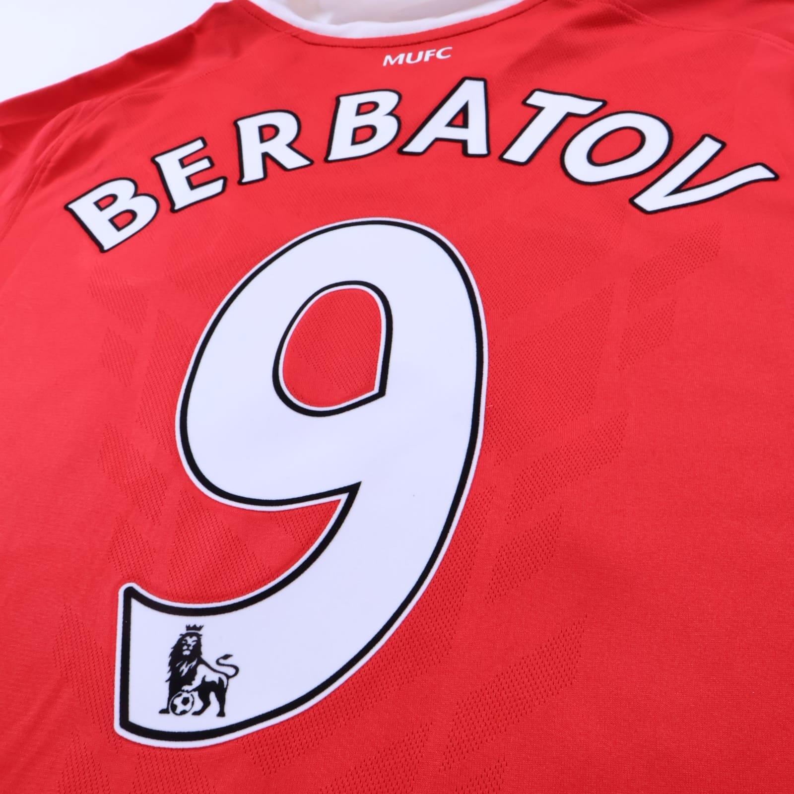 Manchester United Berbatov #9 2010/11 Home - Champions League Winners - L- TAGS