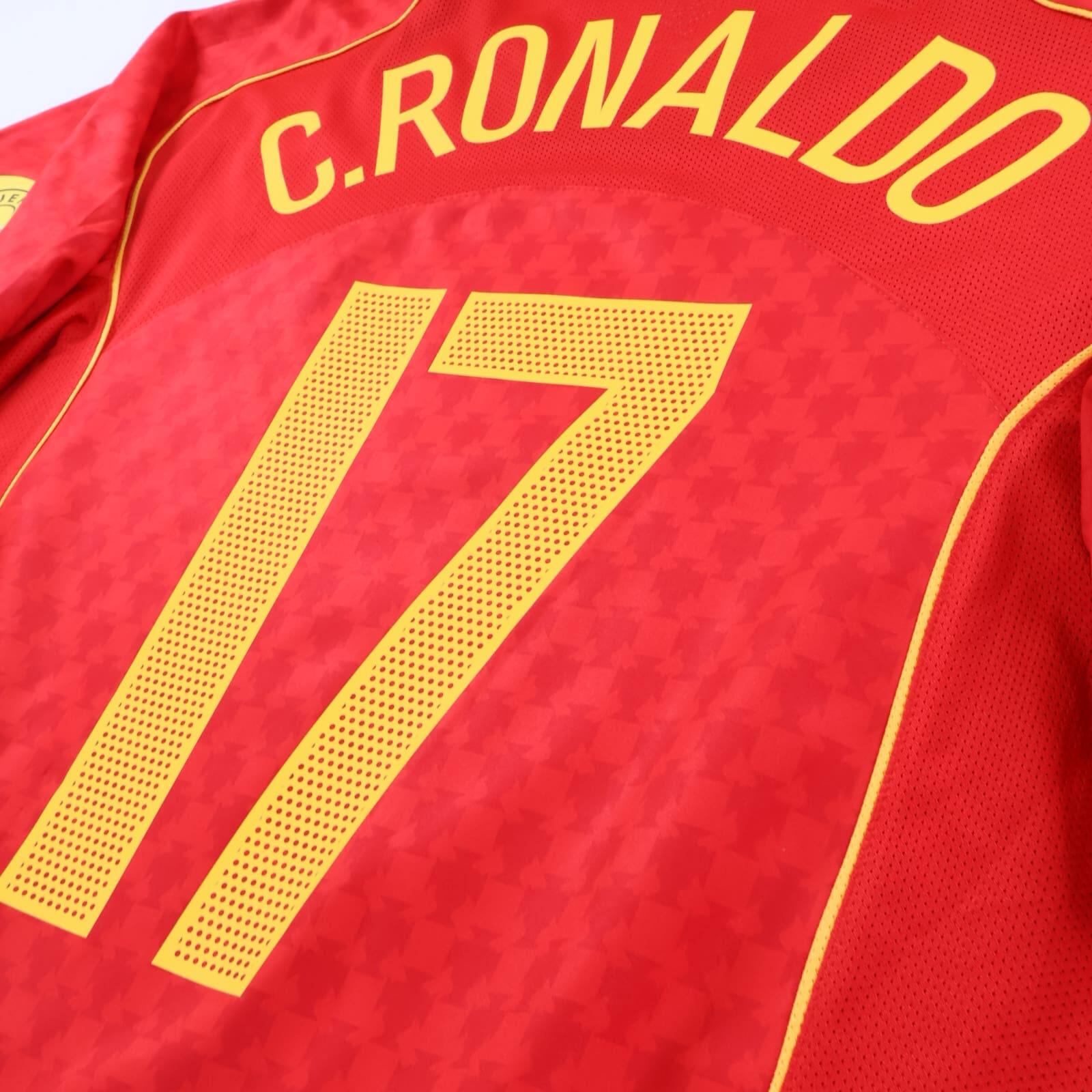 Portugal Ronaldo #17 2004/06 Home Shirt - XL