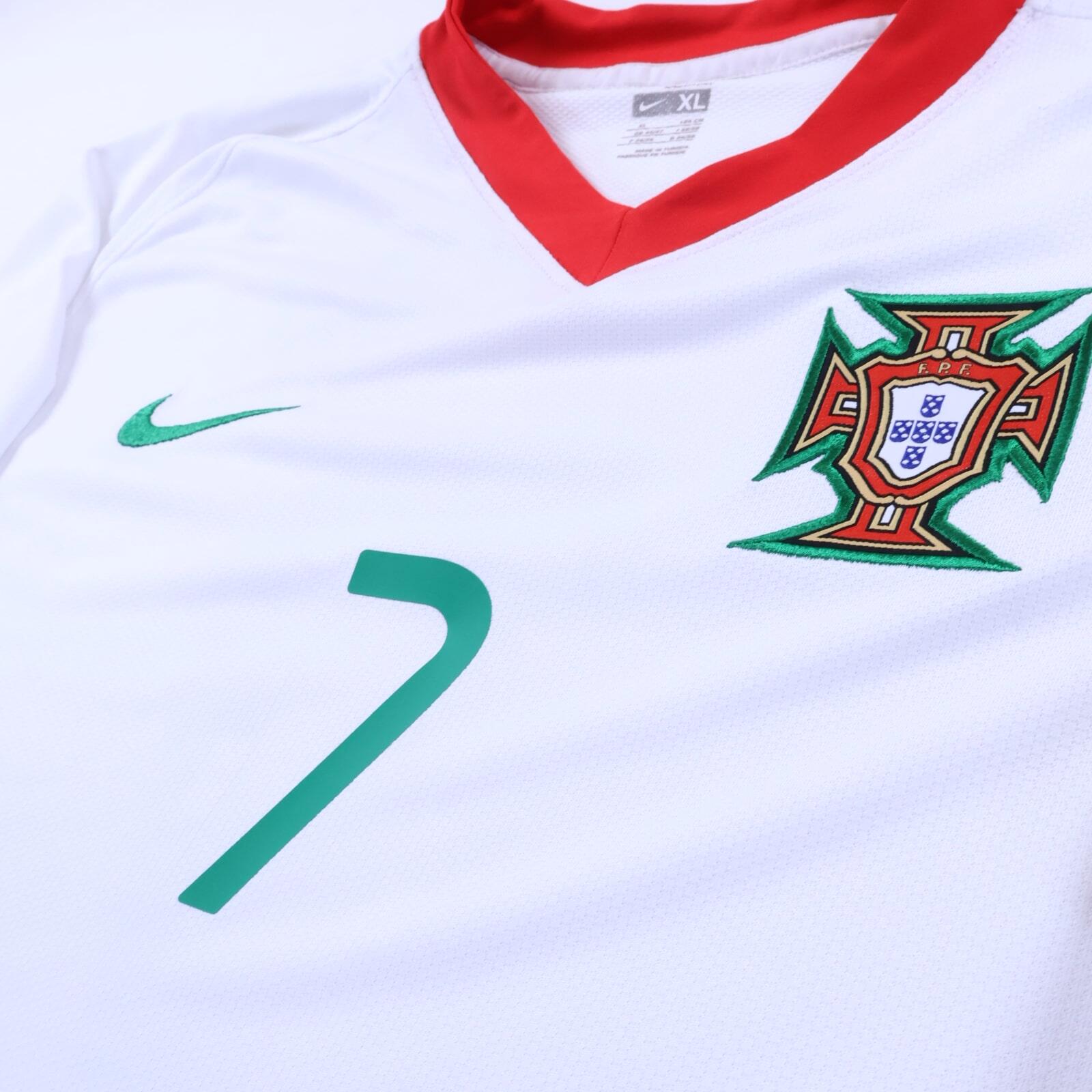 Portugal Ronaldo #7 2008/10 Away Shirt - XL