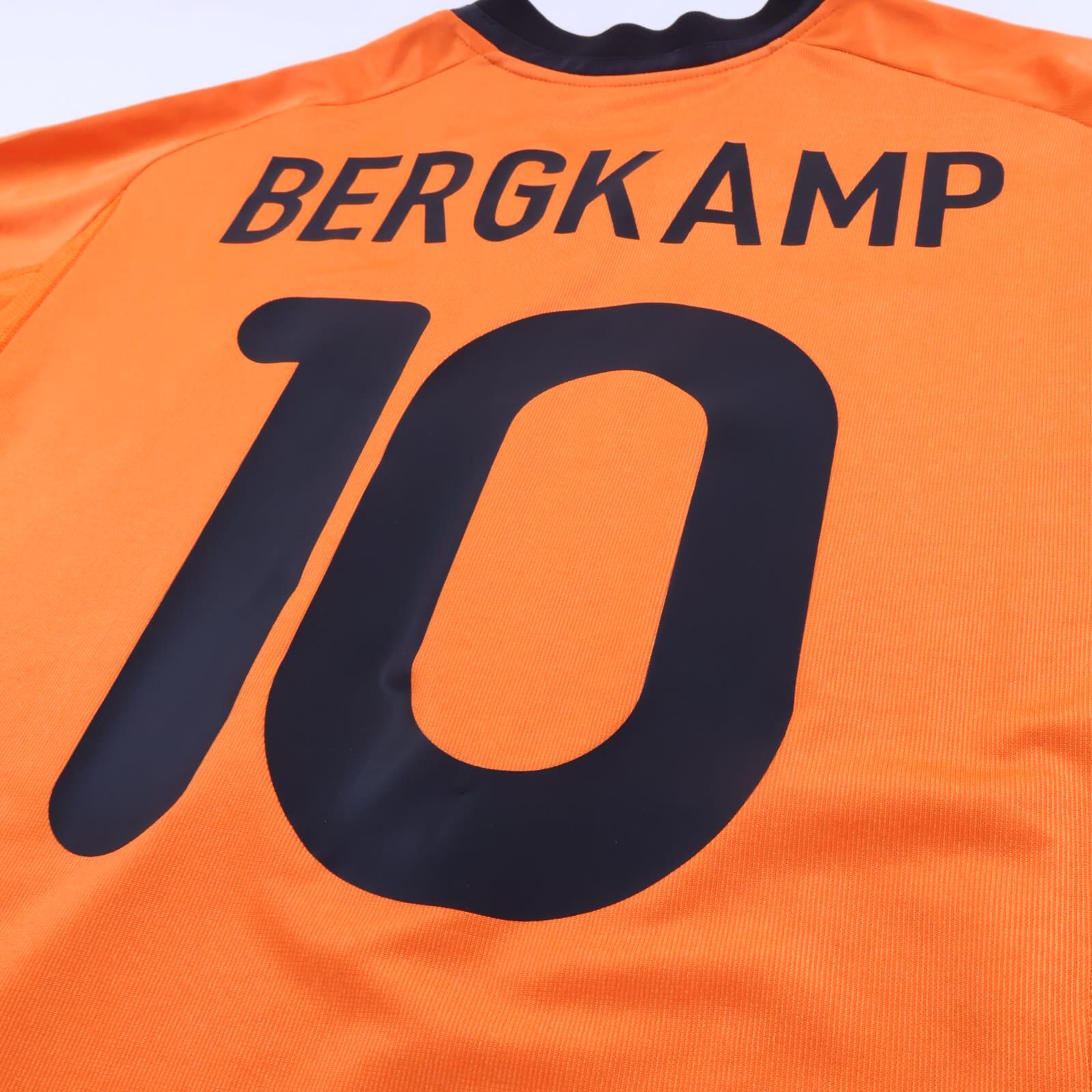 Netherlands Bergkamp #10 2000/02 Home Shirt - L