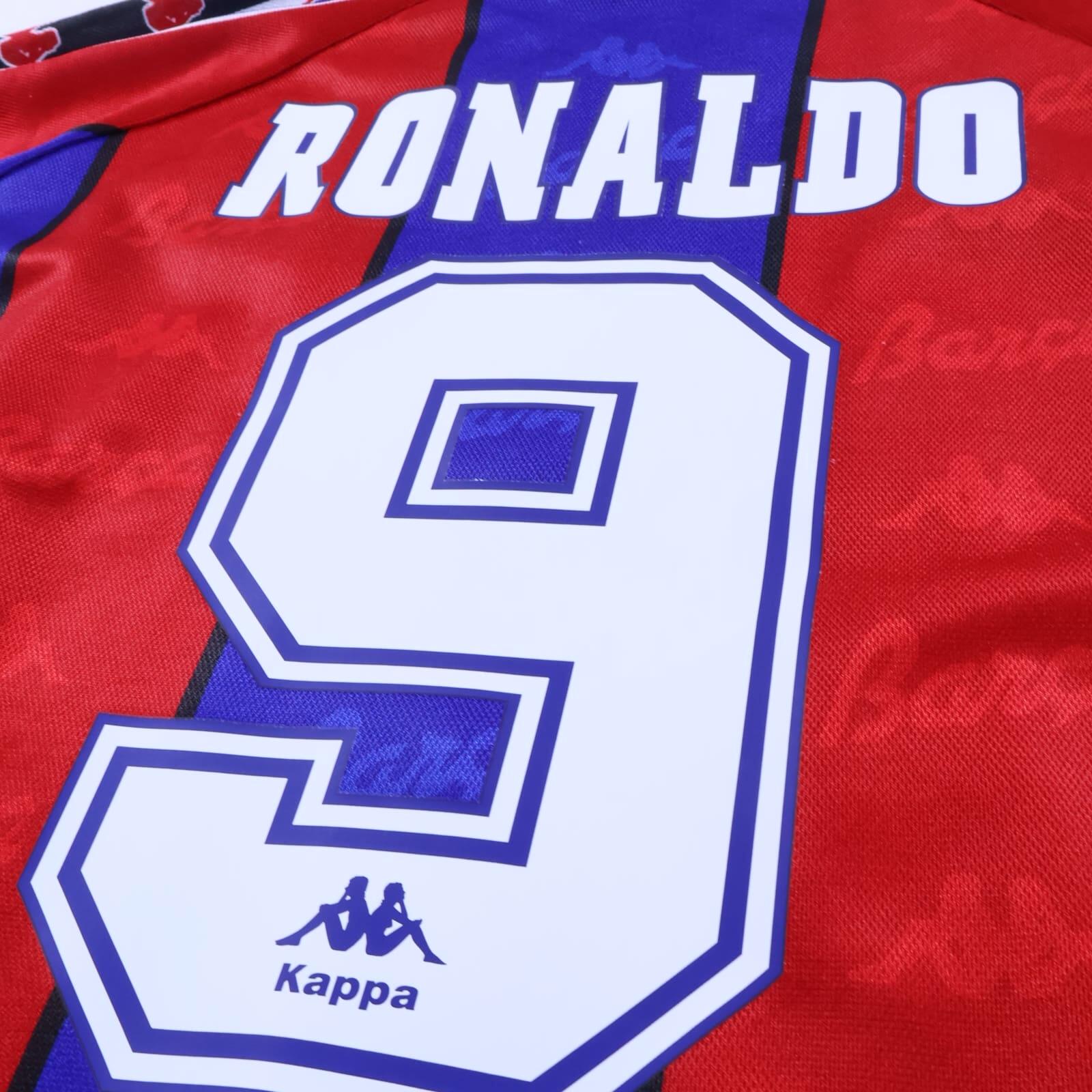 Barcelona Ronaldo #9 1995/97 Home Shirt - M