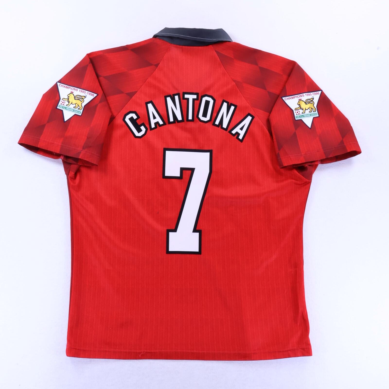 Manchester United Cantona #7 1996/97 Home Shirt - M
