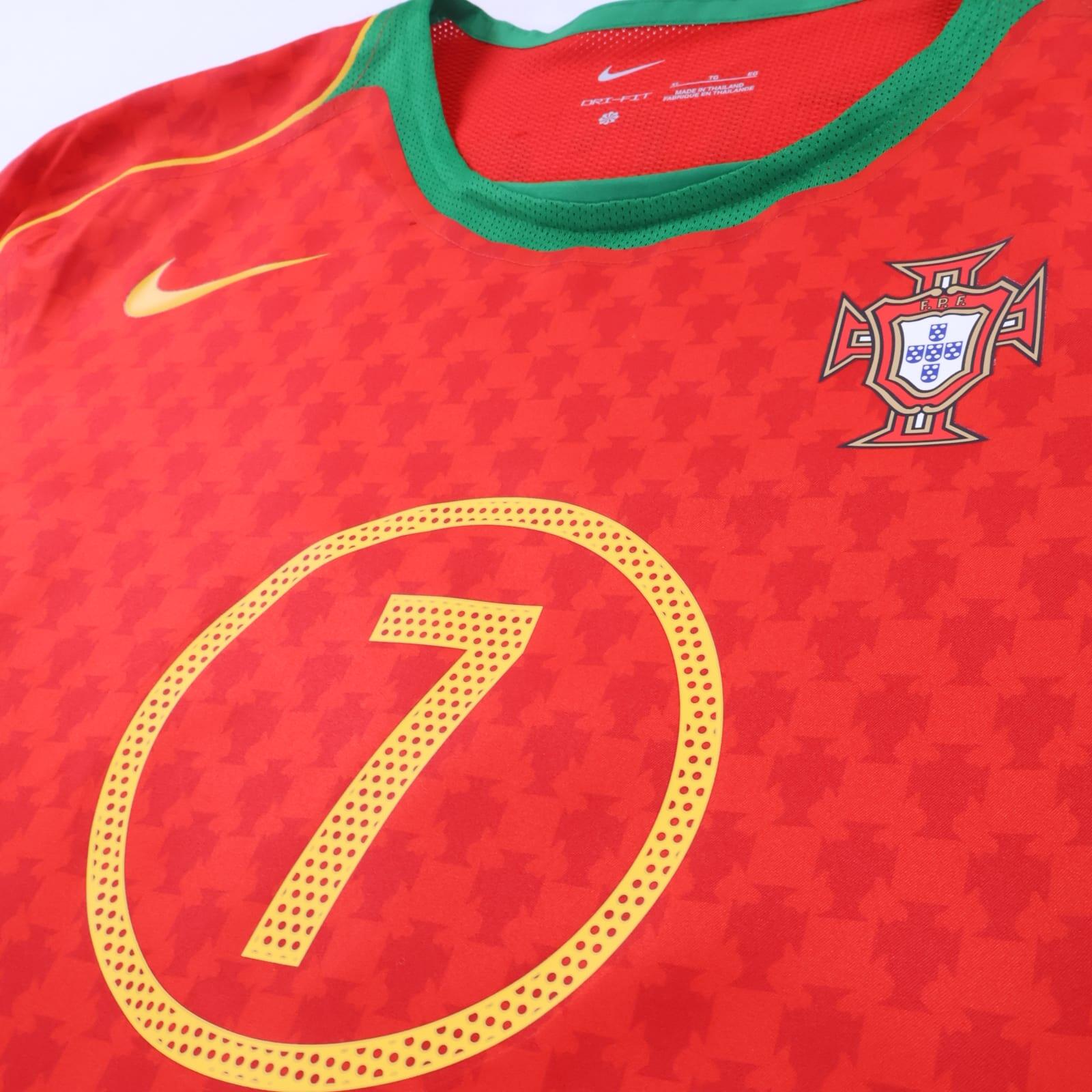 *MINT* Portugal Figo #7 2004/06 Home Shirt - XL