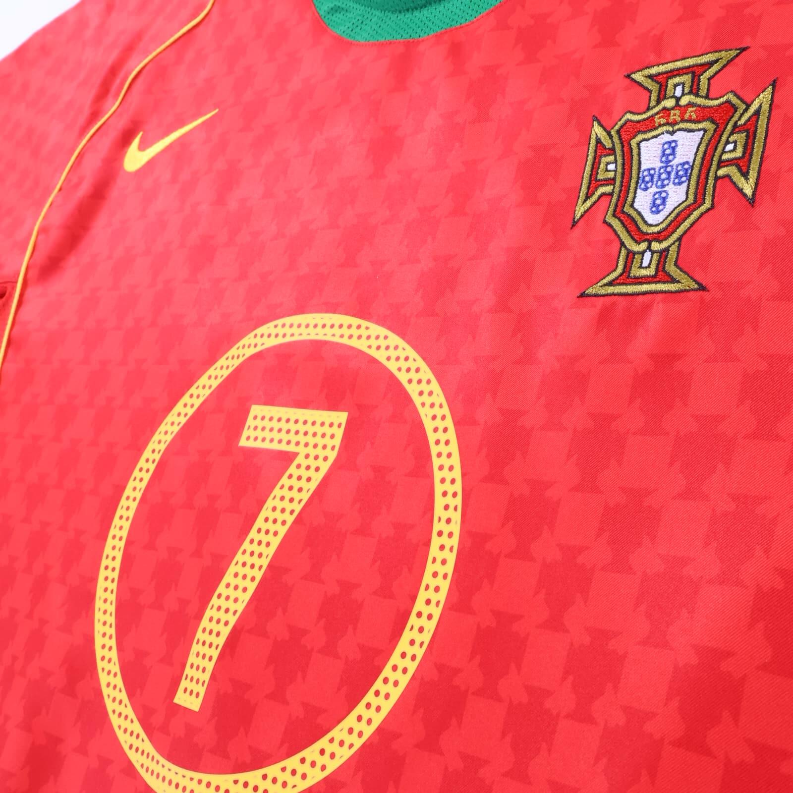 Portugal Figo #7 2004/06 Home Shirt - XL