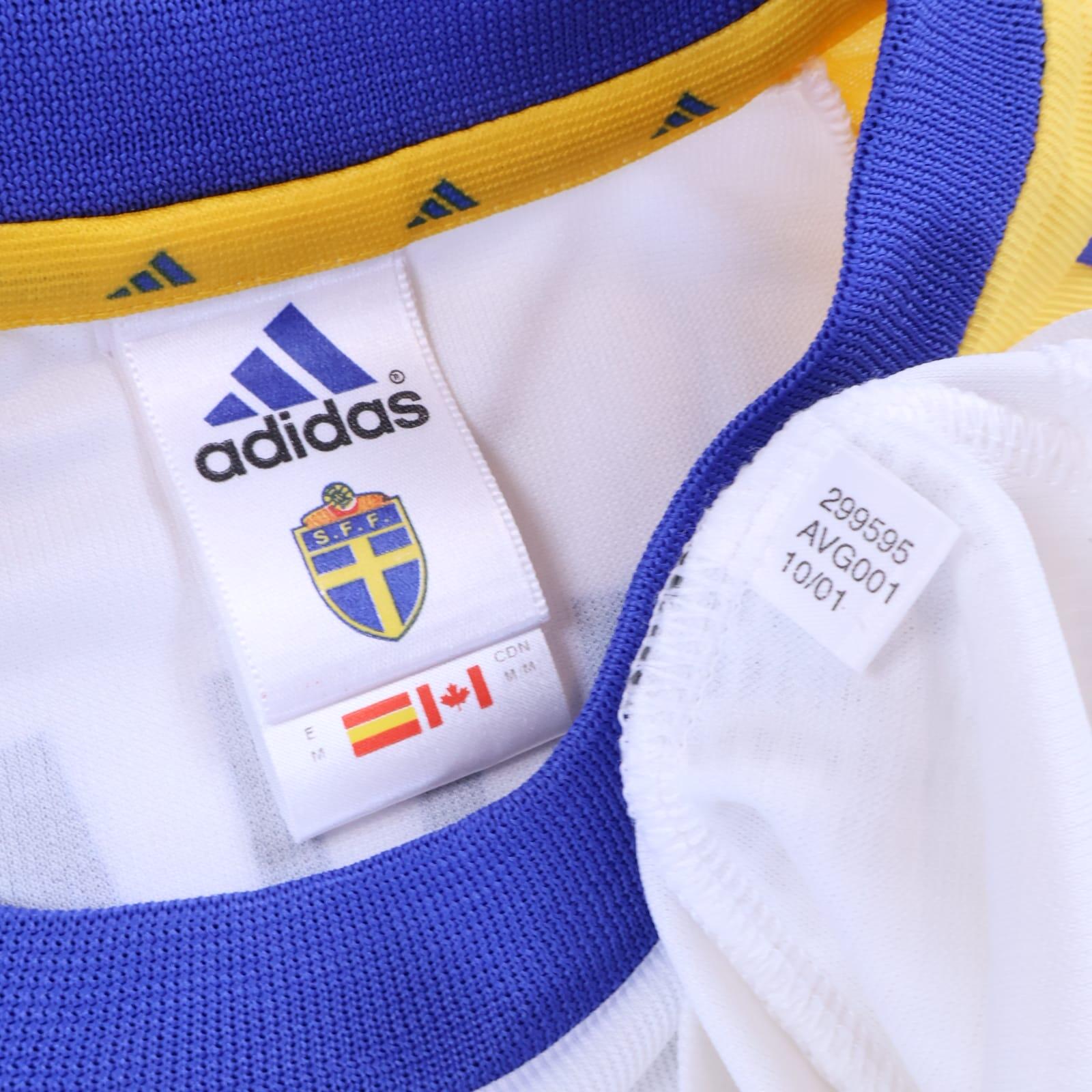 *MINT* Sweden Ibrahimović #21 2002/04 Away Shirt - M