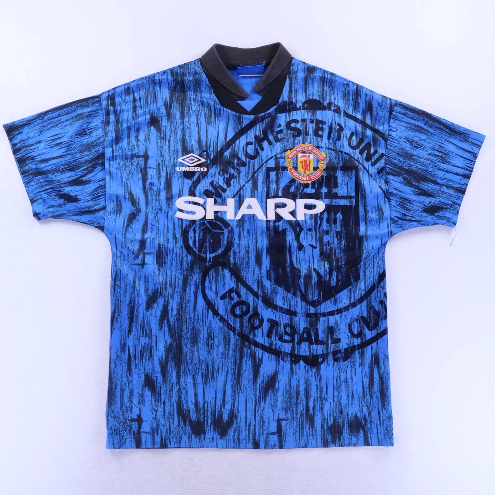 Manchester United Cantona #7 1992/93 Away Shirt - M