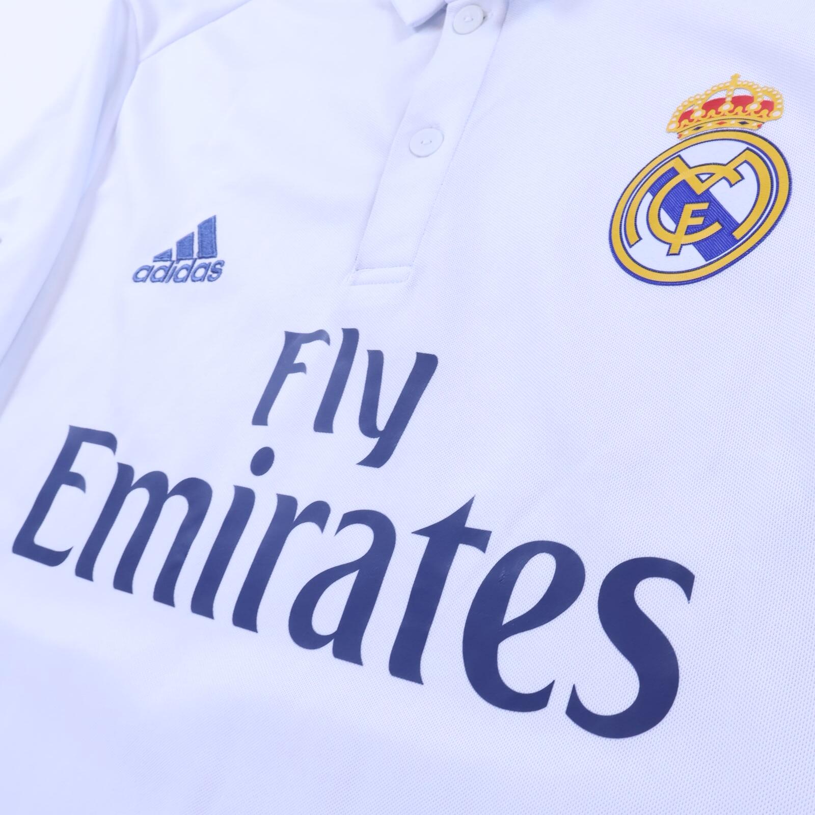 Real Madrid Sergio Ramos #4 2016/17 Home Shirt - XL