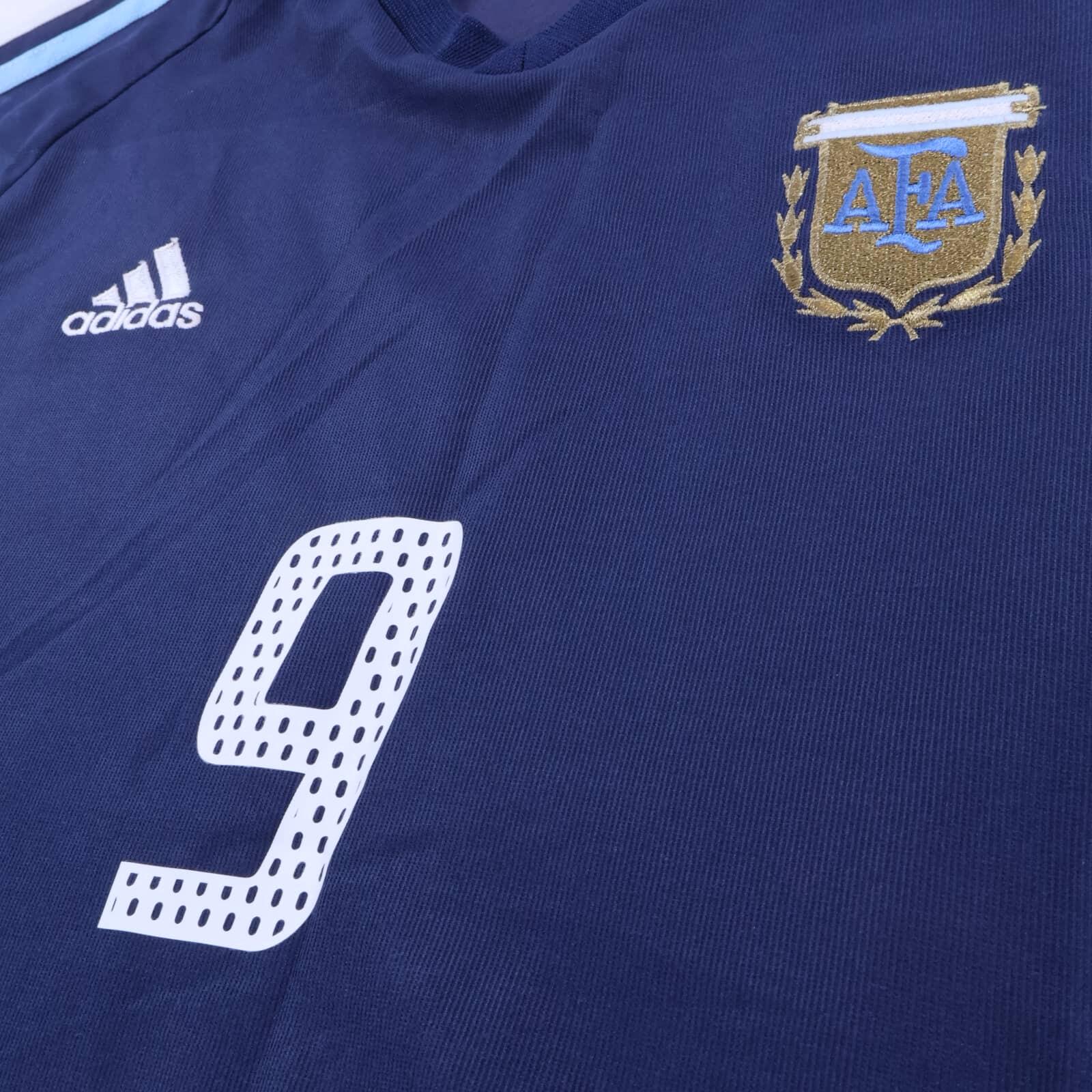 Argentina Batistuta #9 2002/04 Away Shirt - M