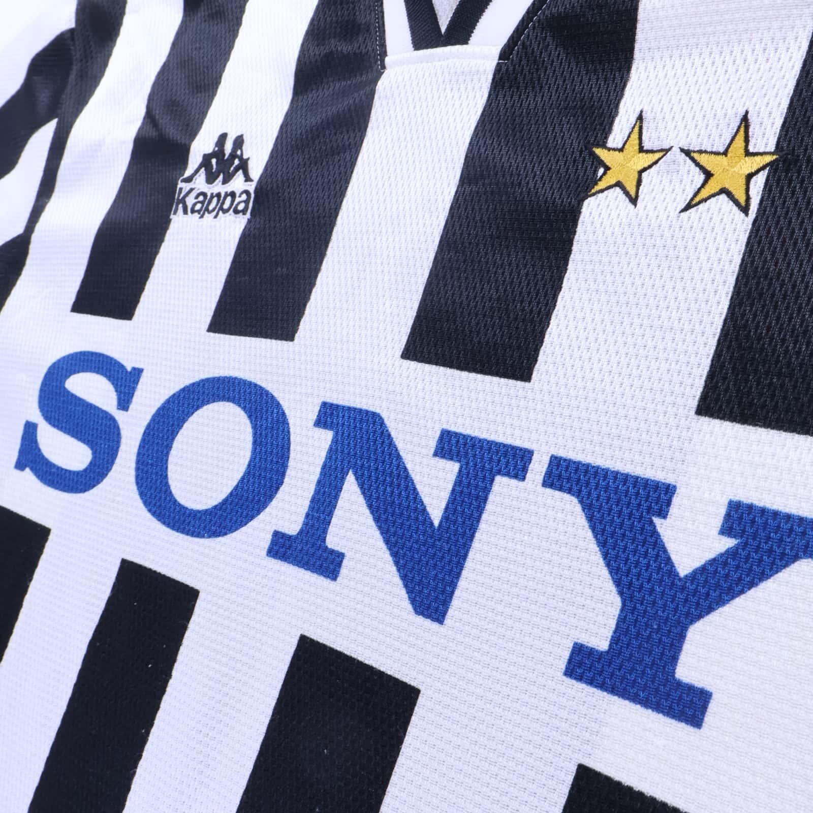 Juventus Di Livio 1995/97 Home Shirt - L