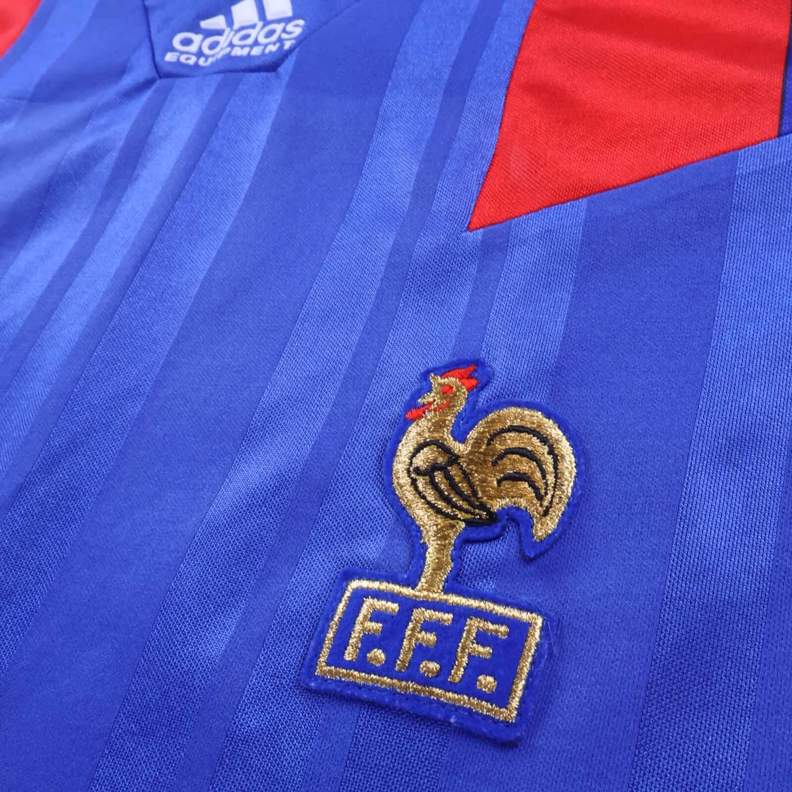 France Cantona #18 1992/93 Home Shirt - L