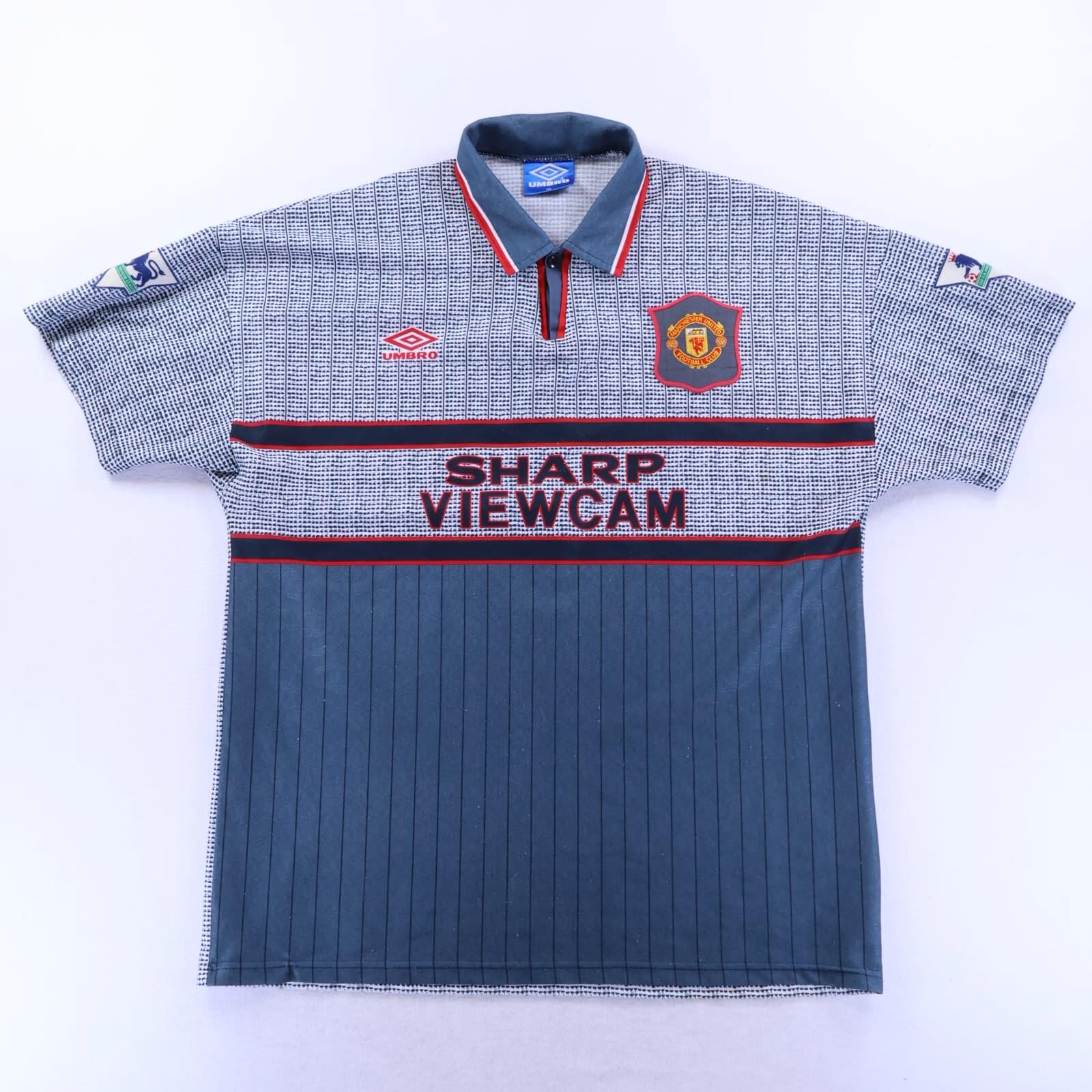 Manchester United Cantona #7 1995/96 Away Shirt - XL