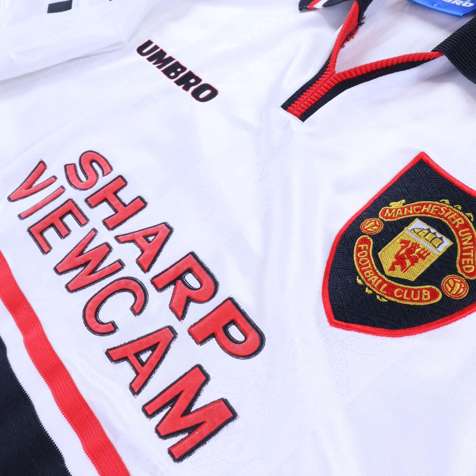 Manchester United Keane #16 1997/99 Away Shirt - L