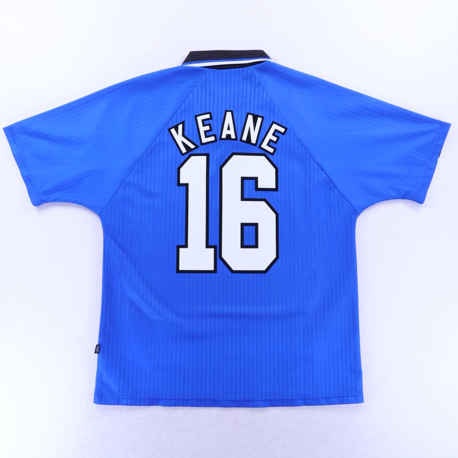 Manchester United Keane #16 1996/97 Third Shirt - M