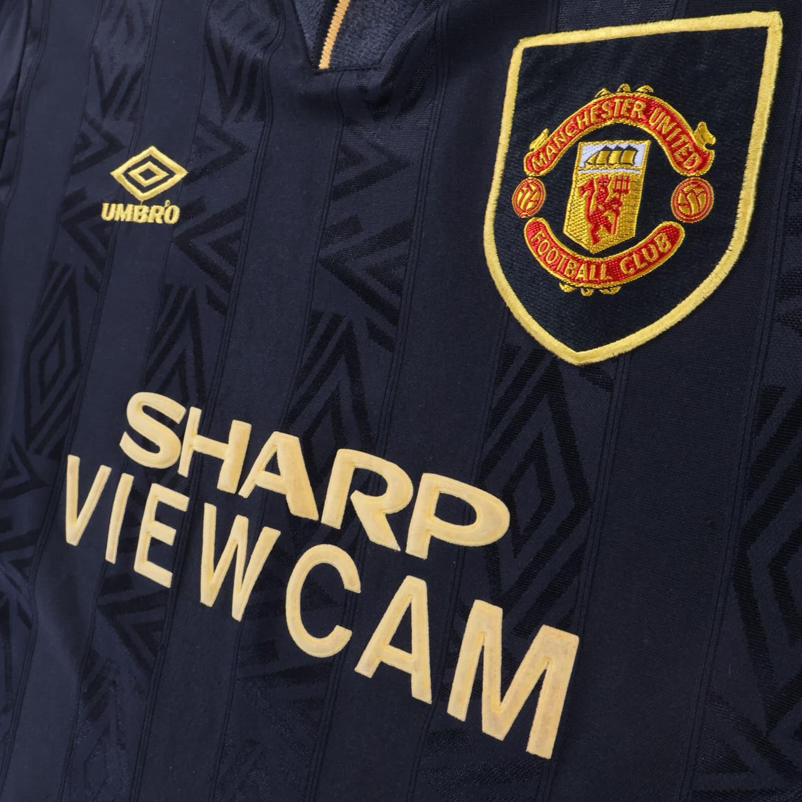 Manchester United Cantona #7 1993/95 Away Shirt - XL