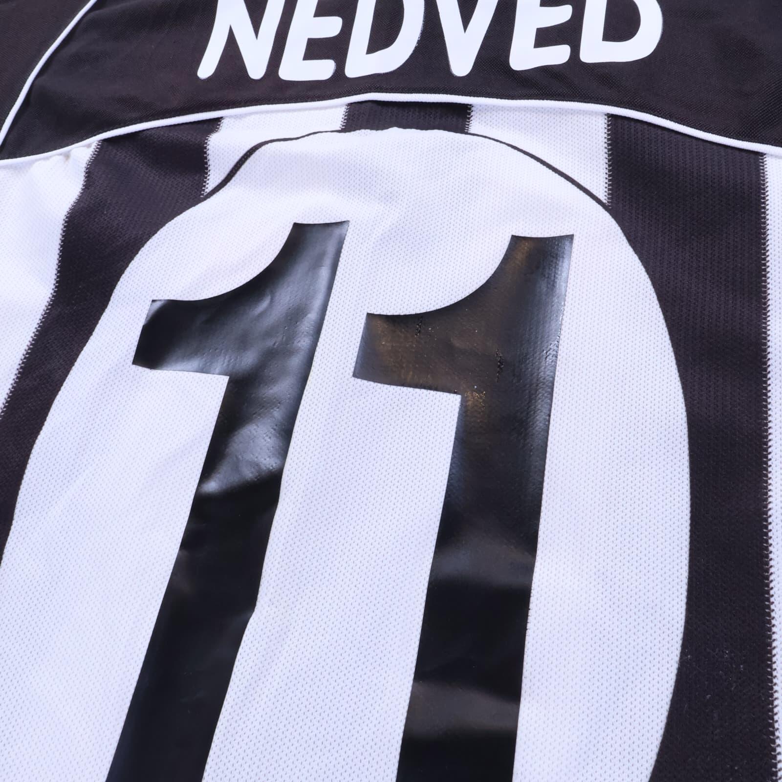 Juventus Nedved #11 2002/03 Home Shirt - M