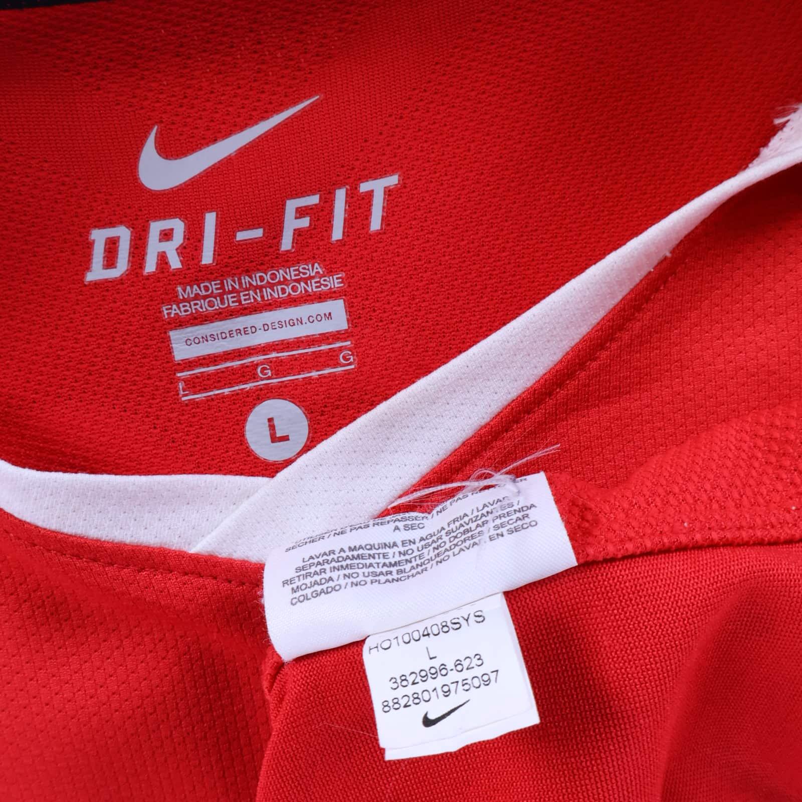 *MINT* Manchester United Giggs #11 2010/11 Home Shirt - L