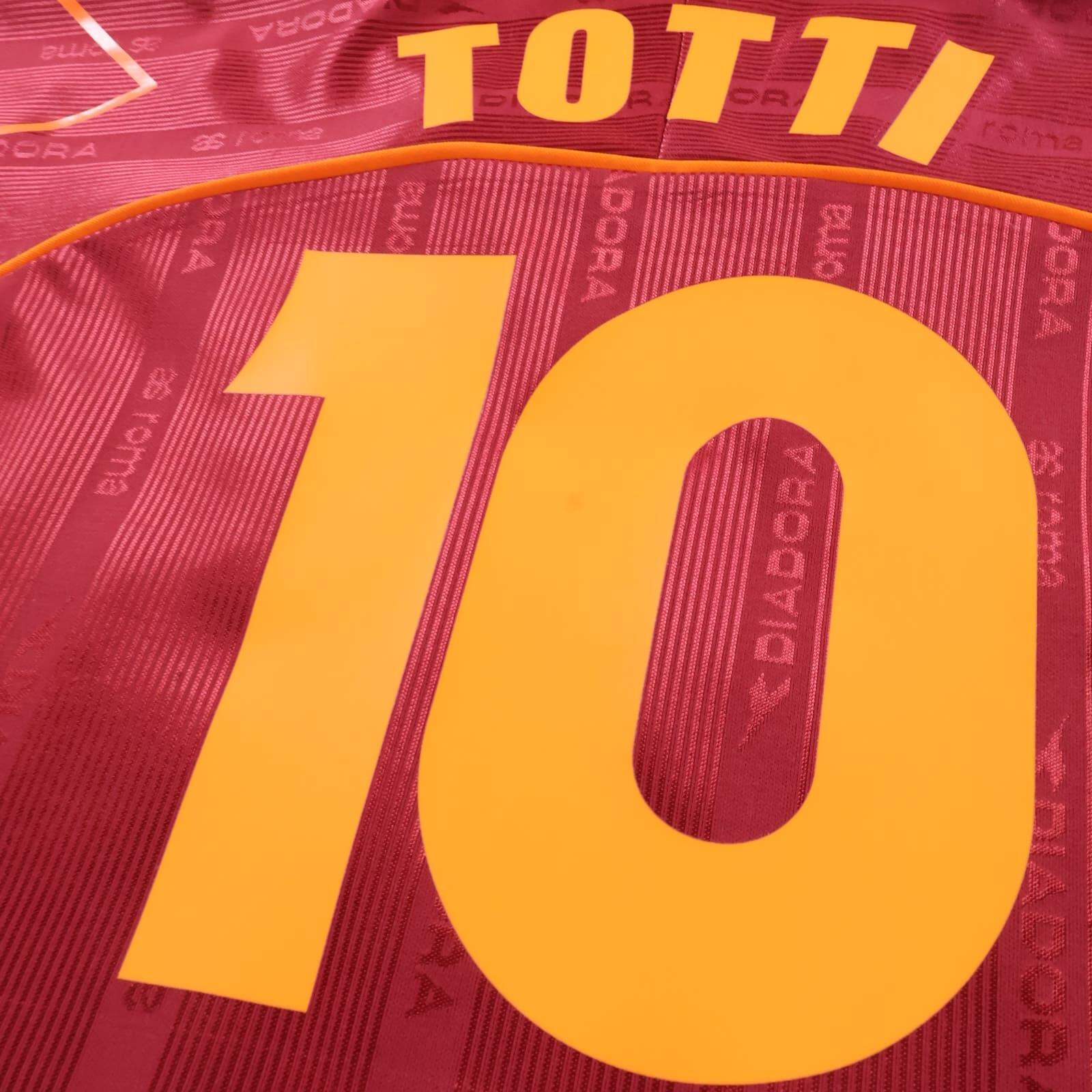 As Roma Totti #10 1998/99 Home Shirt - XL
