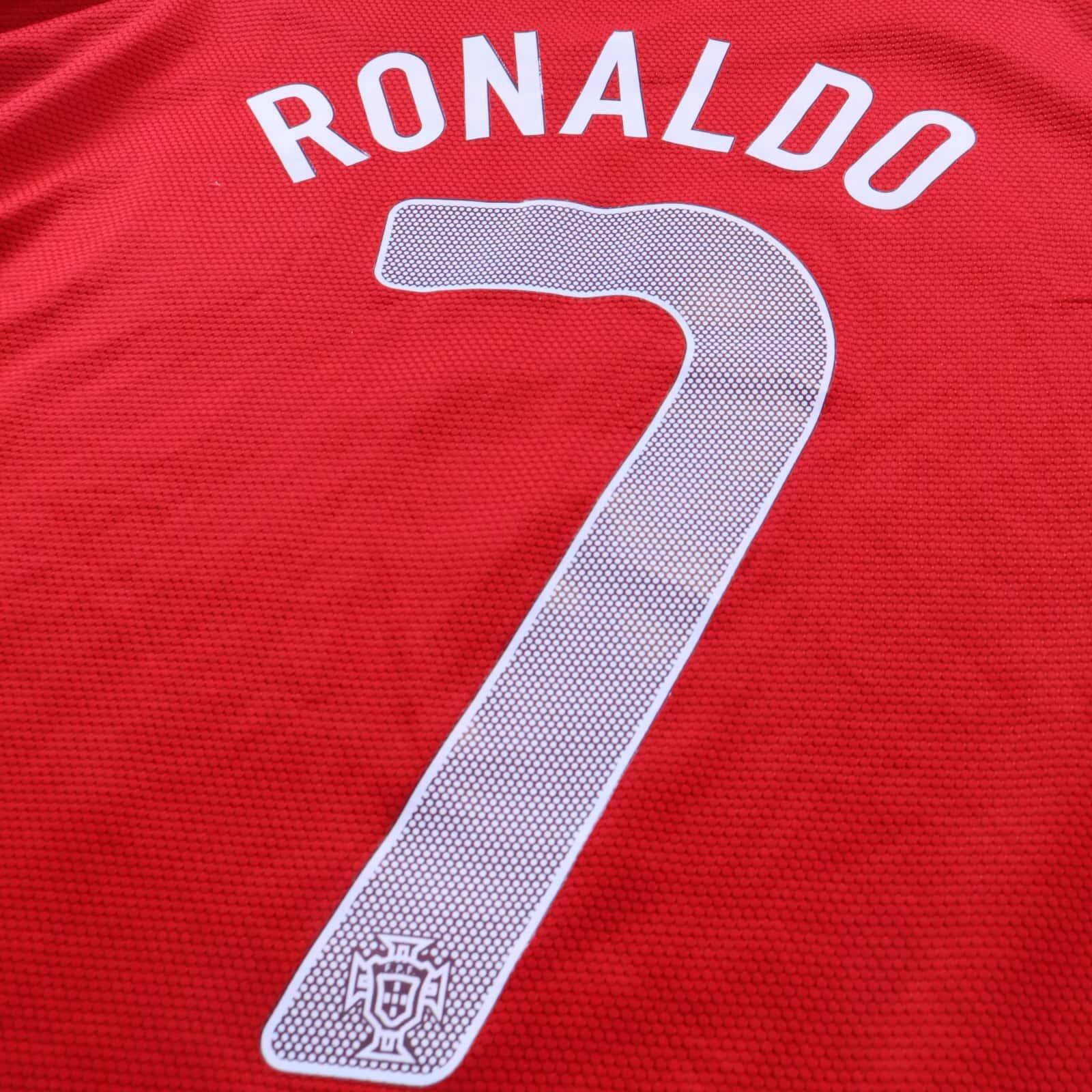 Portugal Ronaldo #7 2012/13 Home Shirt - M