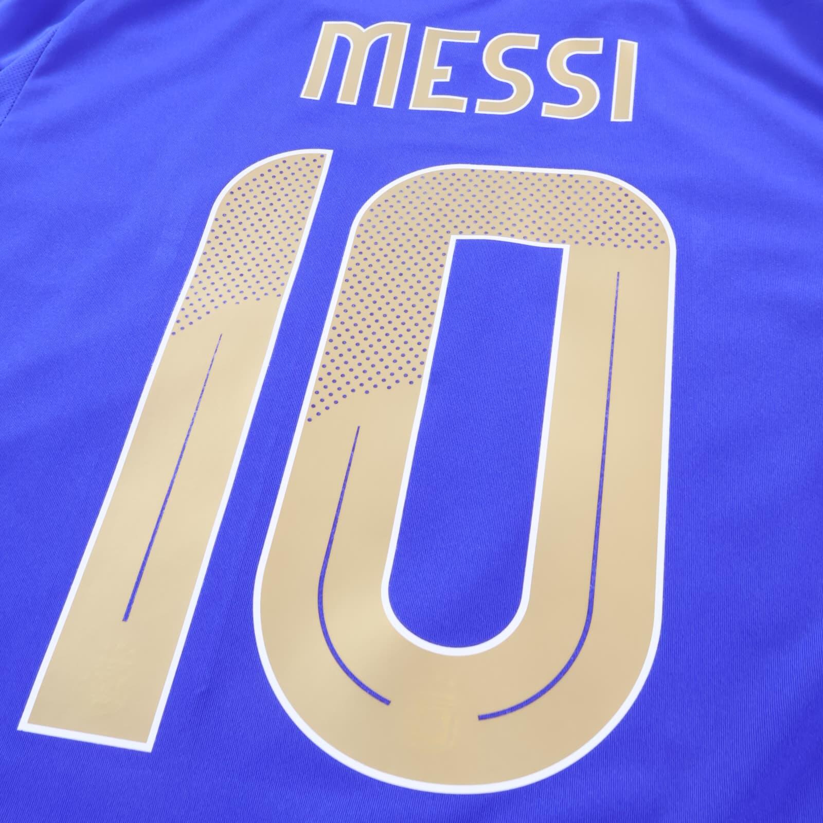 Argentina Messi #10 2024/25 Away Shirt - M