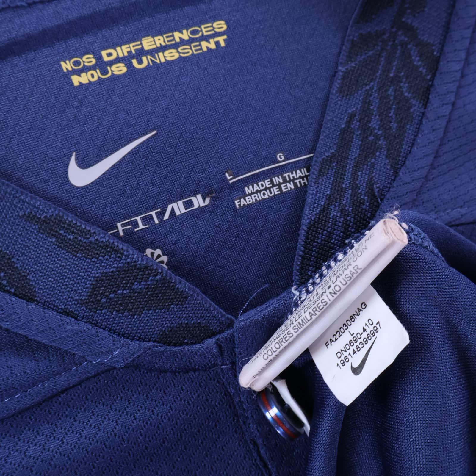 *MINT* France Mbappé #10 2022/23 Home Shirt - L