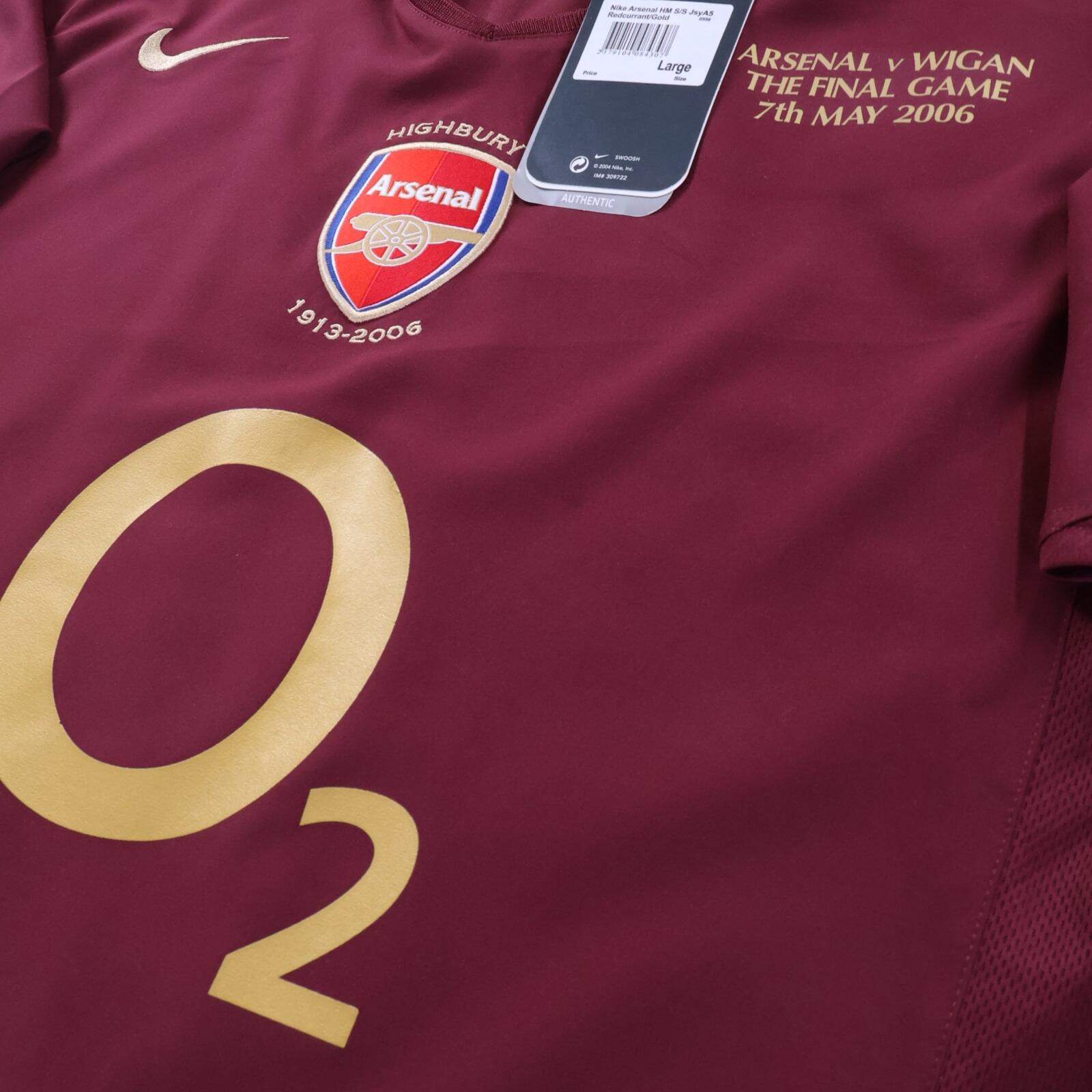 *NWT* Arsenal 2005/06 Home Shirt - L