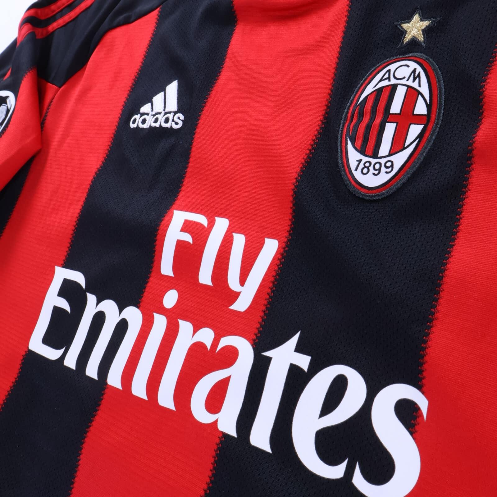 *MINT* Ac Milan Ronaldinho #80 2010/11 Home Shirt - L