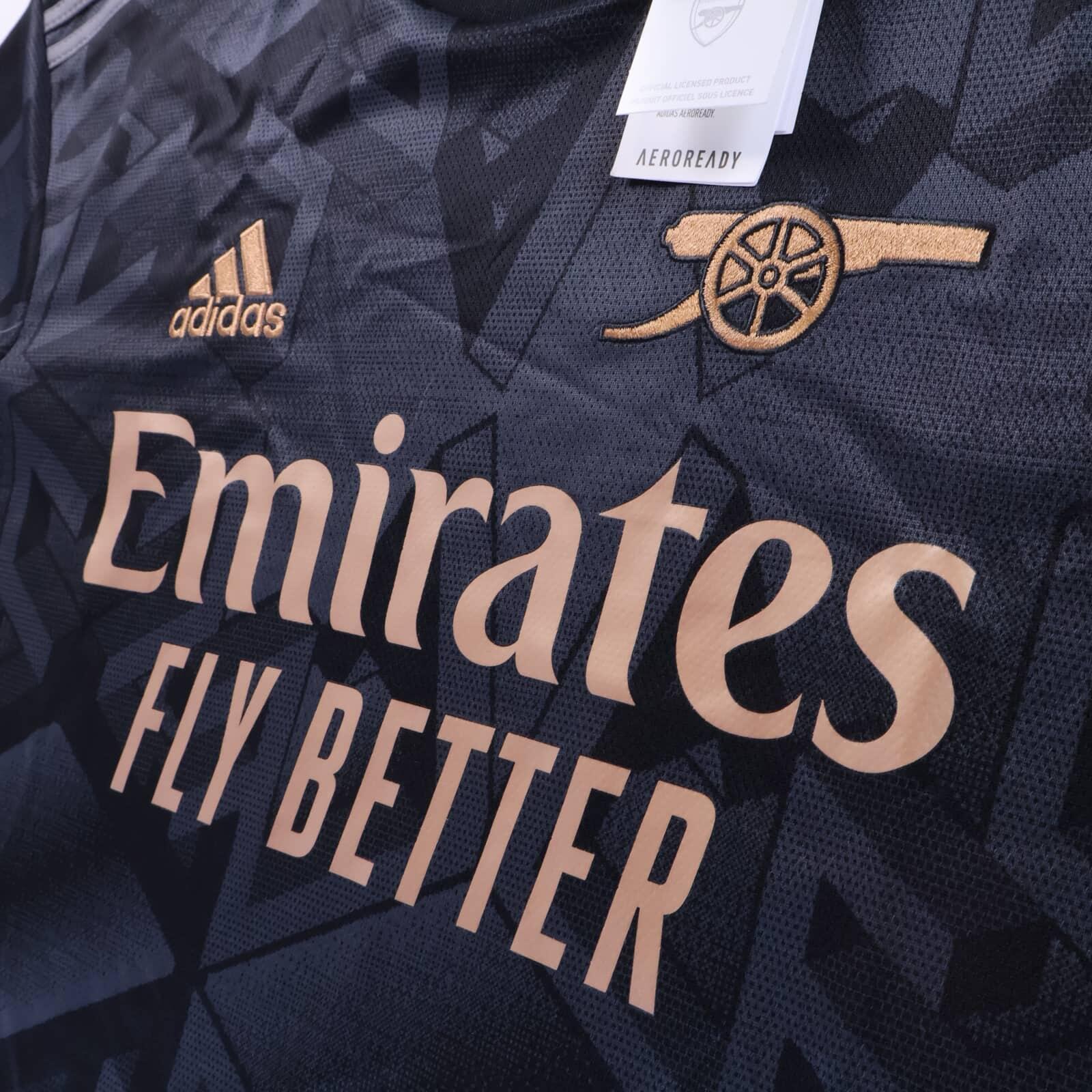 *NWT* Arsenal Martinelli #11 2022/23 Away Shirt - S