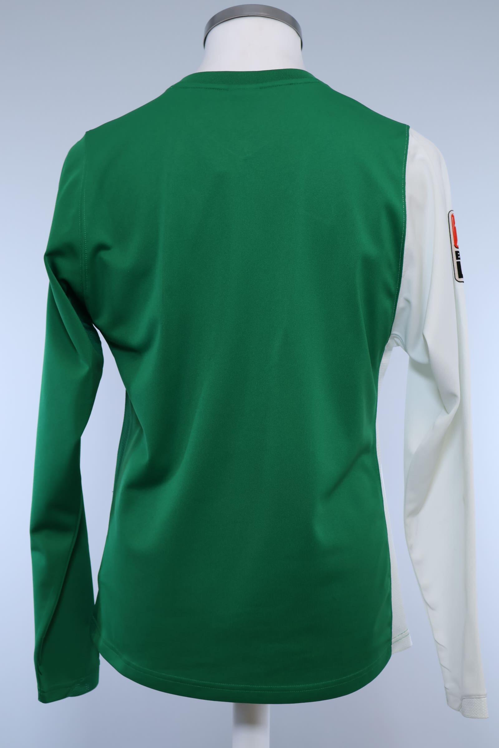 Wolfsburg 2006/07 Home Shirt - S Authenic Original Football Shirt