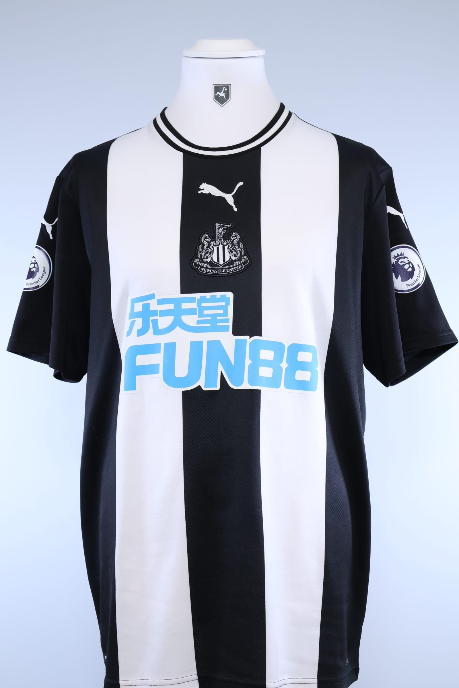 Newcastle United 2019/20 Almiron #24 Home Shirt - XL Authenic Original Football Shirt