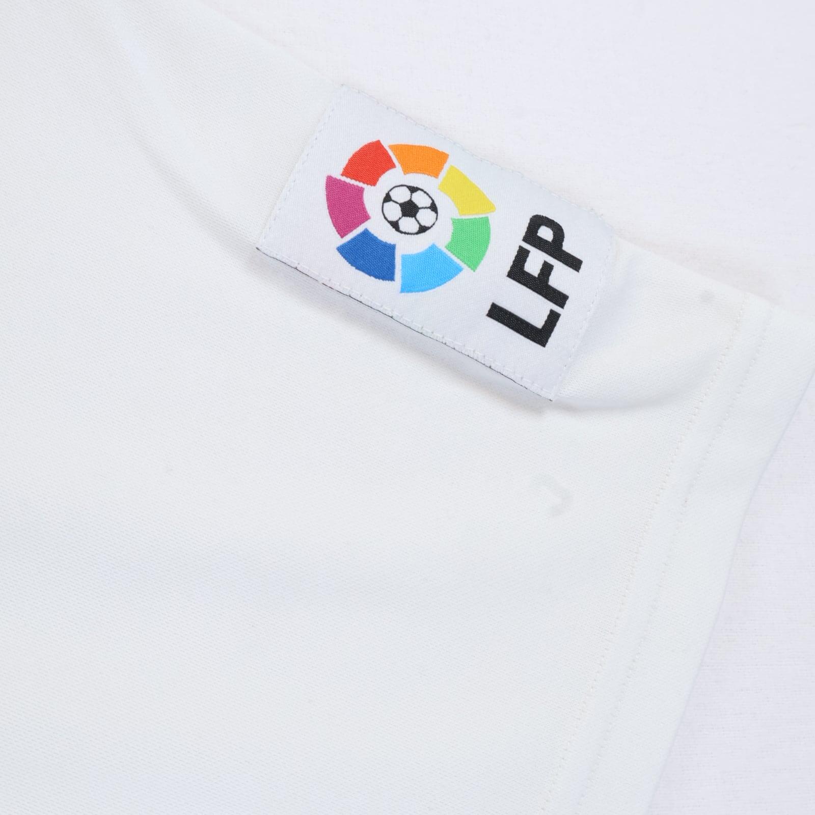 Real Madrid 2001/02 Home Shirt - L- TAGS