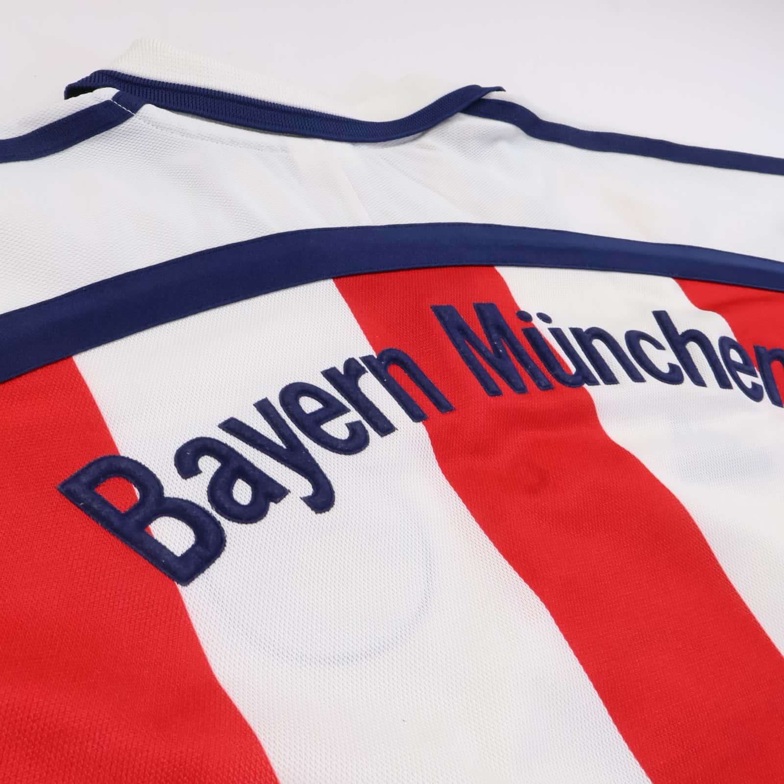 Bayern Munich 2000/01 Away Shirt - L