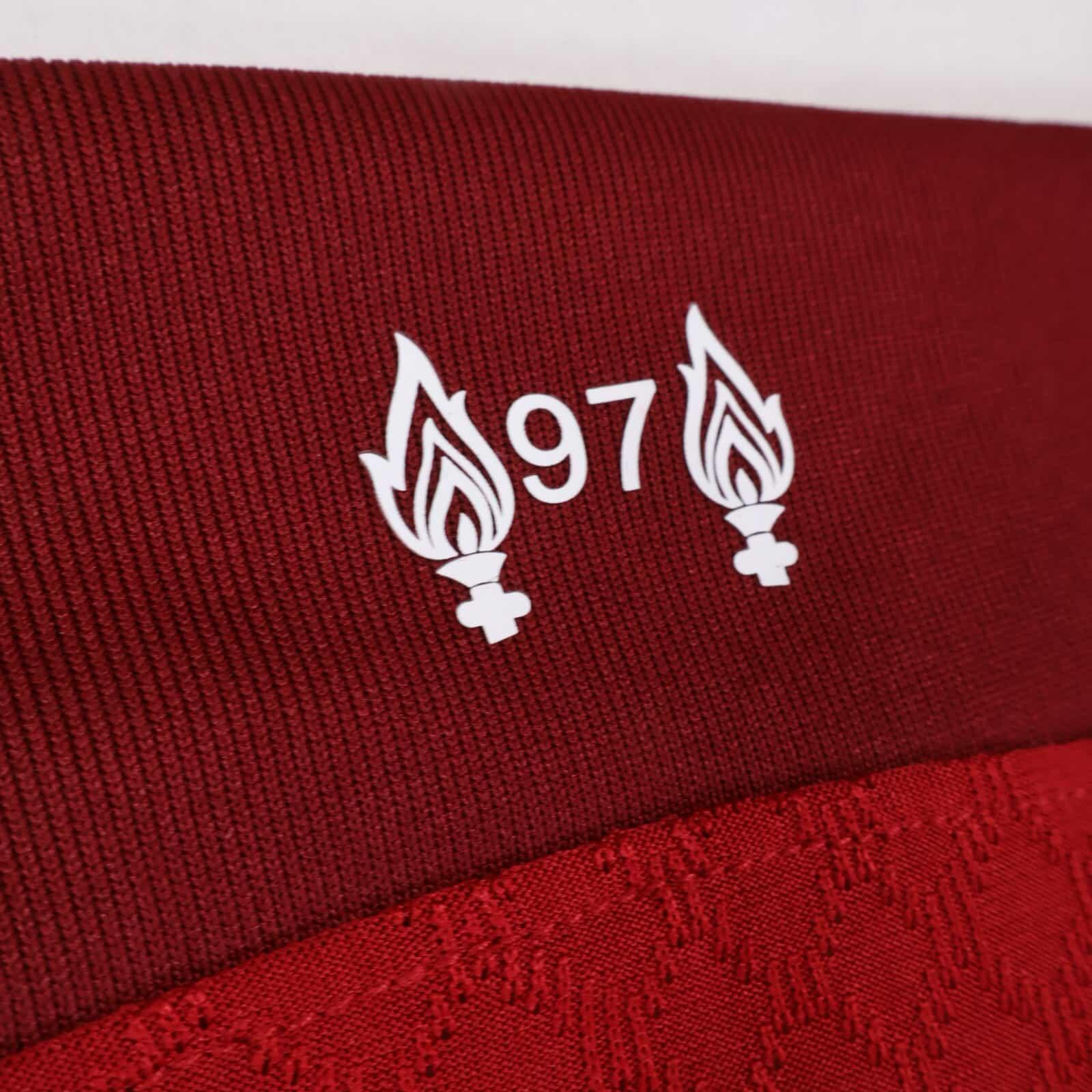 Liverpool F.C 2022/23 Home Shirt - S